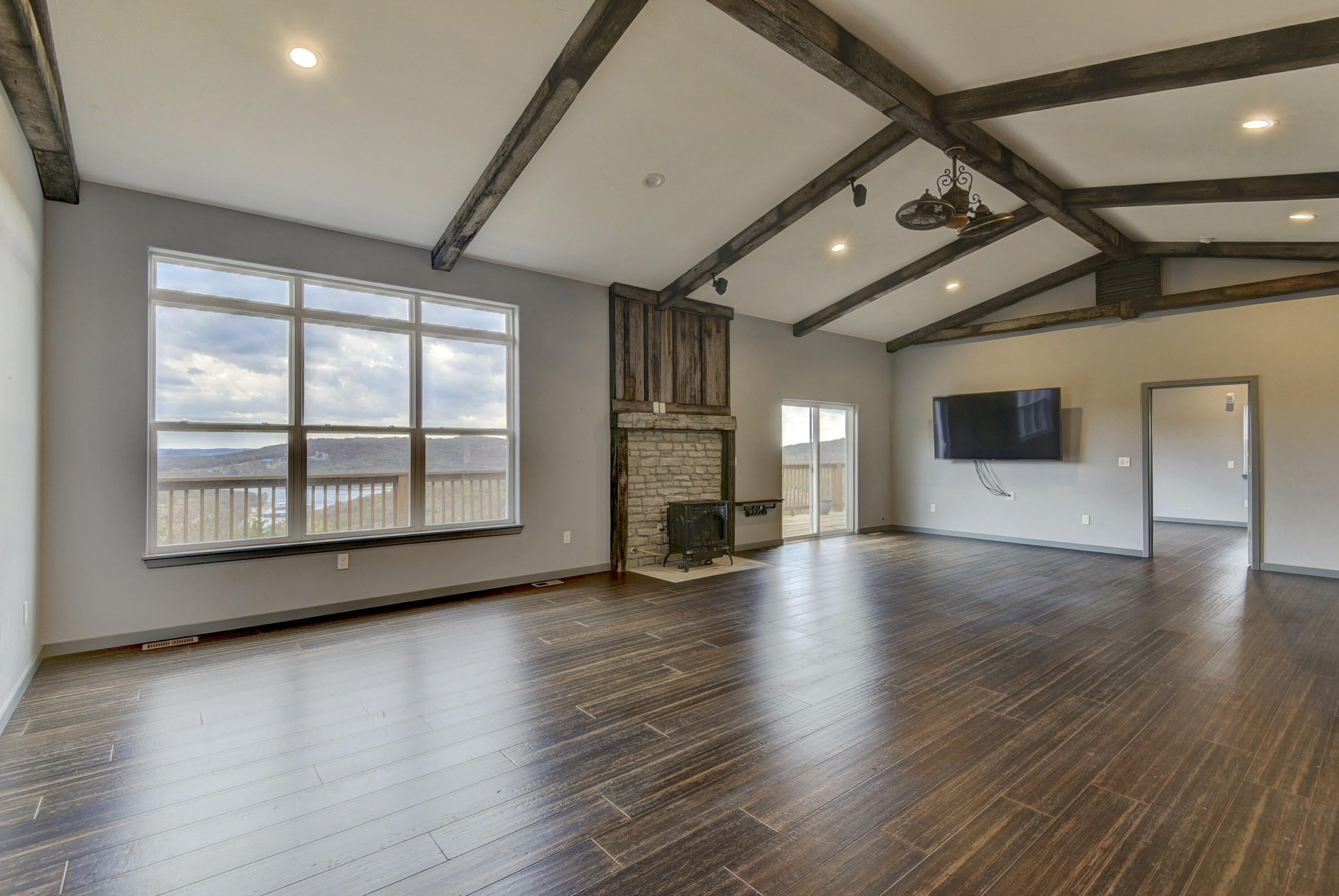 3133 Talking Rocks Road Property Photo 13