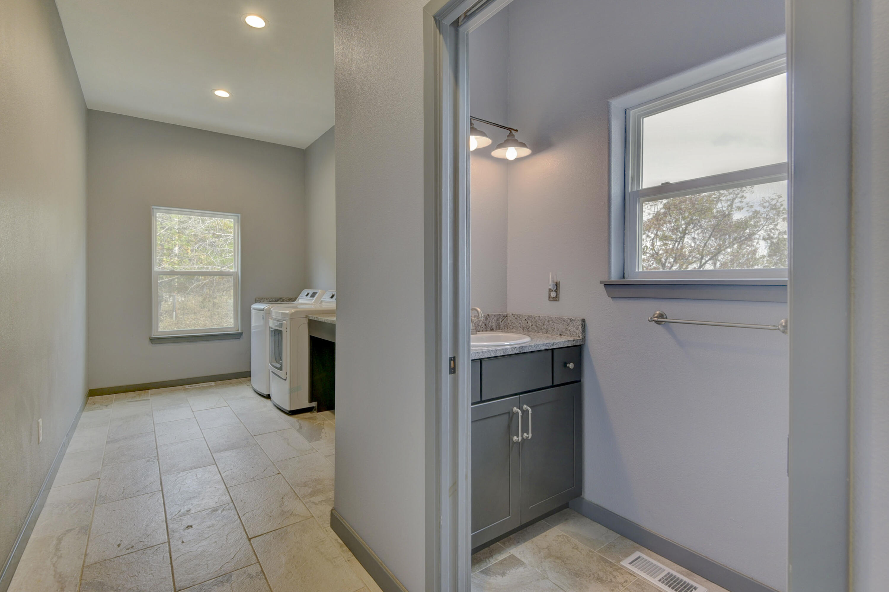 3133 Talking Rocks Road Property Photo 32