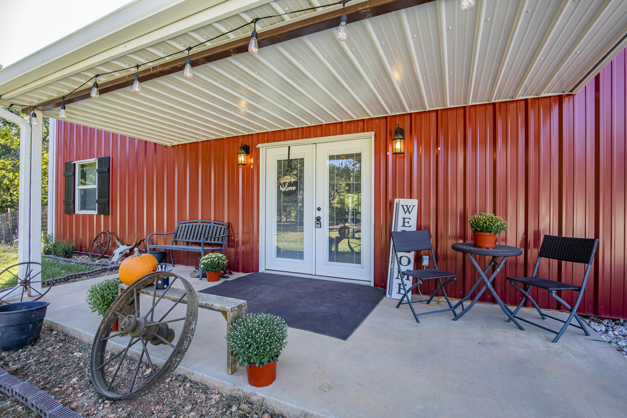 3383 P R 2212 Property Photo