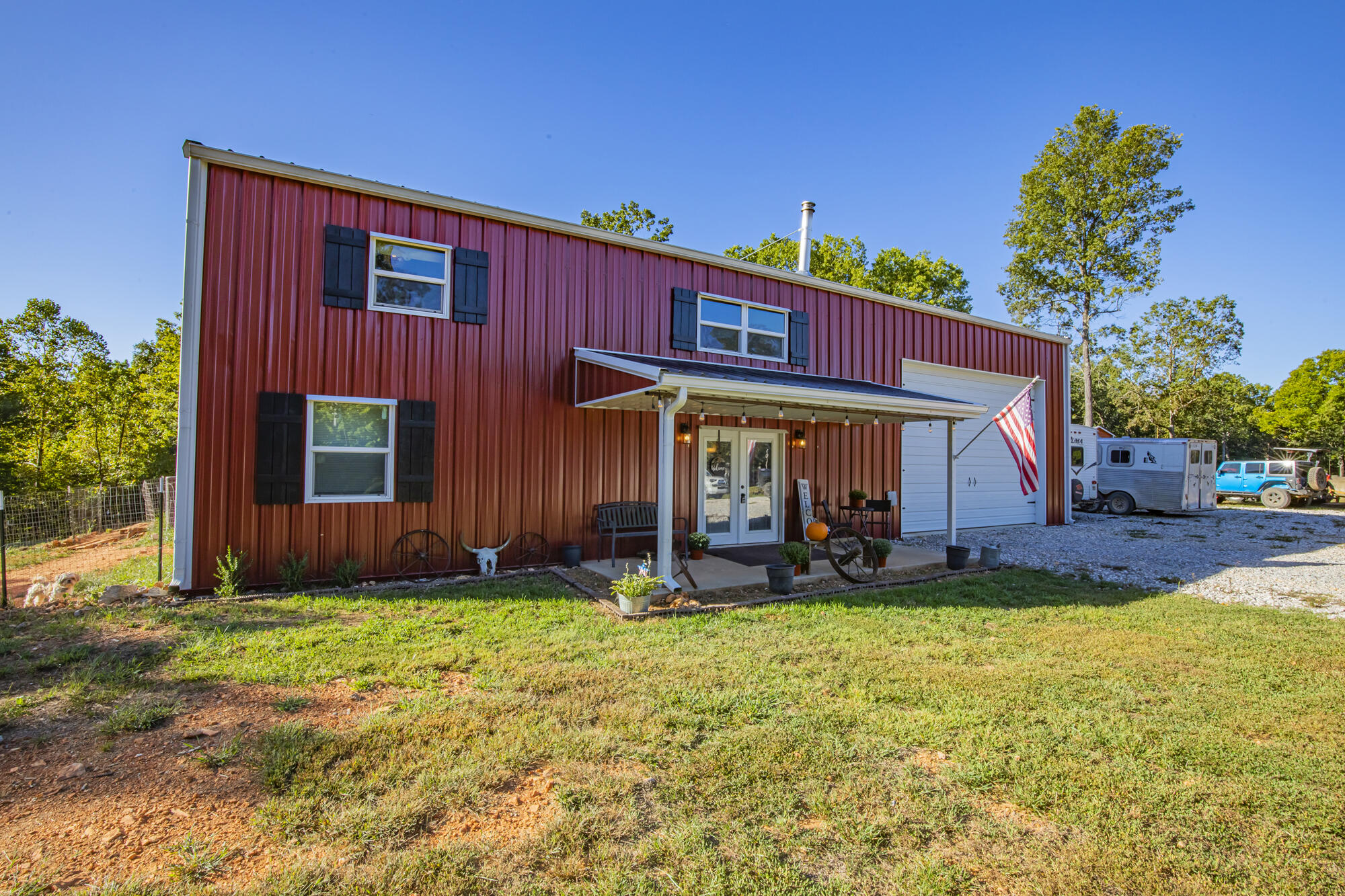 3383 P R 2212 Property Photo 2