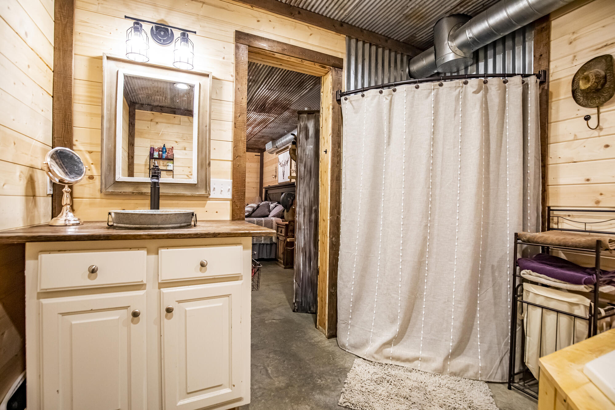 3383 P R 2212 Property Photo 11