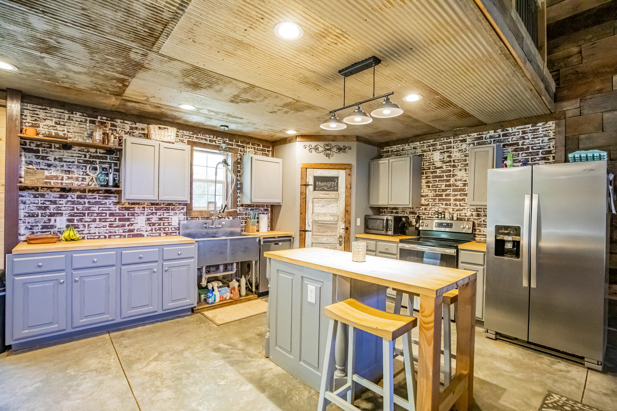 3383 P R 2212 Property Photo 25