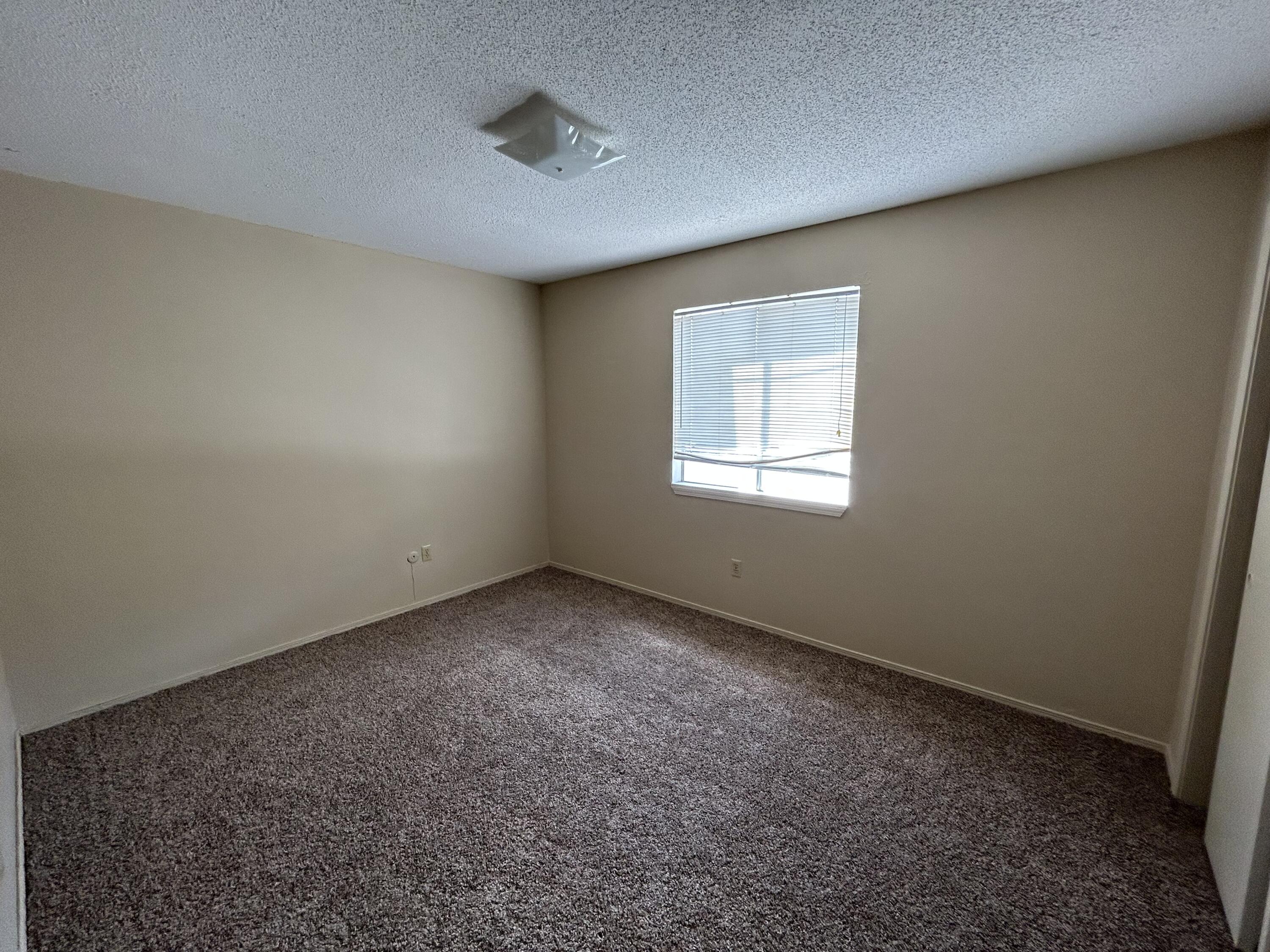 933 South Wildan Avenue Property Photo 7