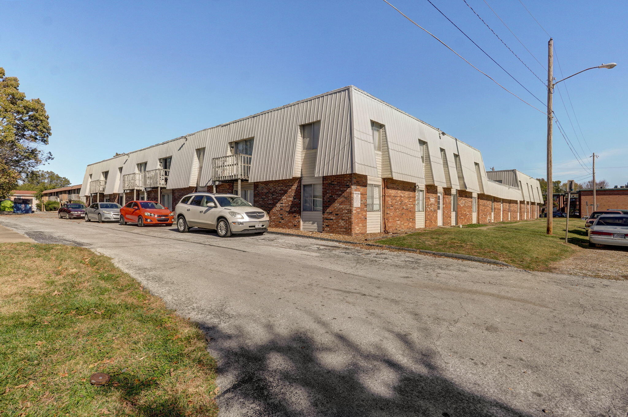 933 South Wildan Avenue Property Photo 10