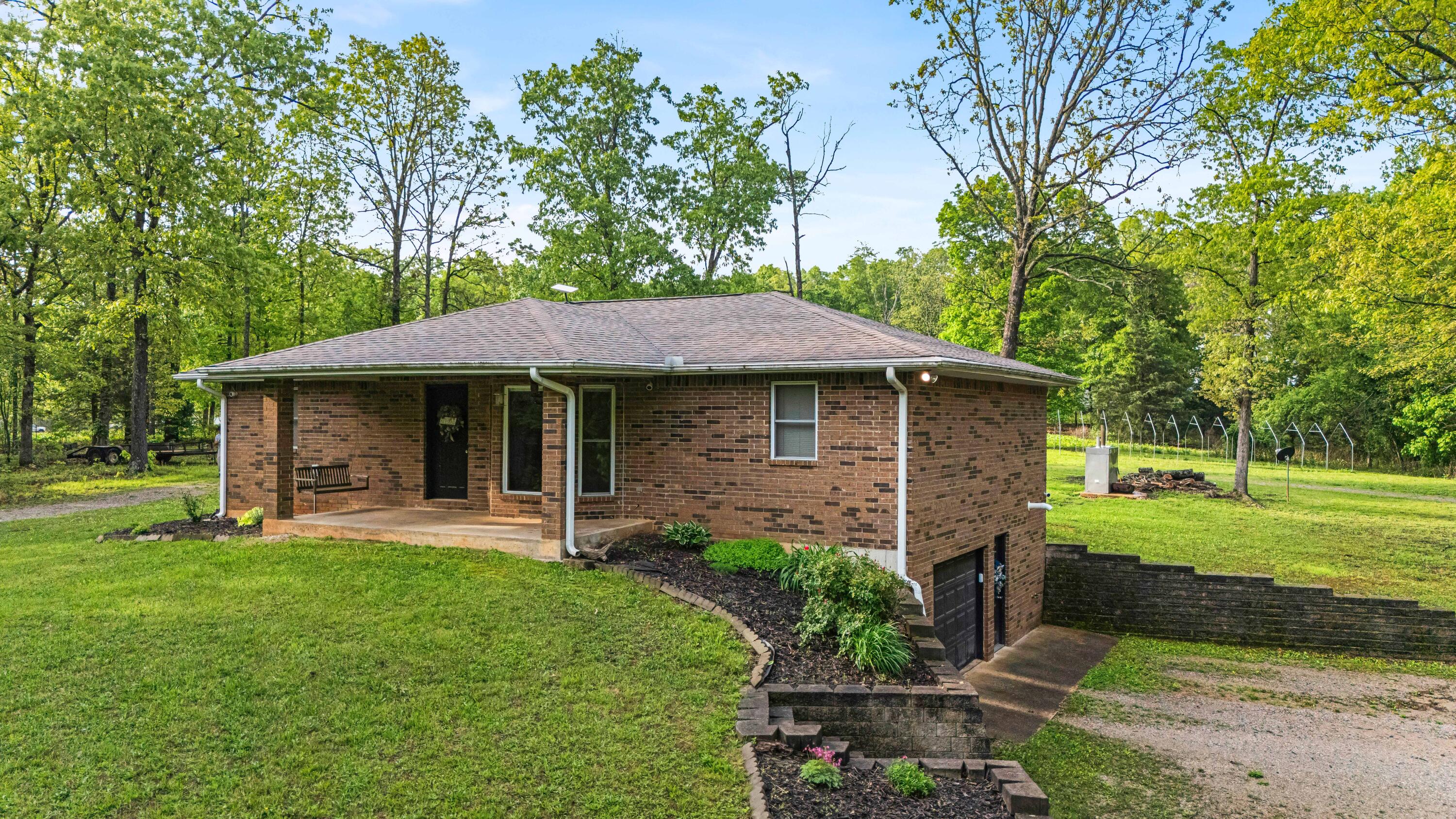 10000 County Road 6550 Property Photo 4