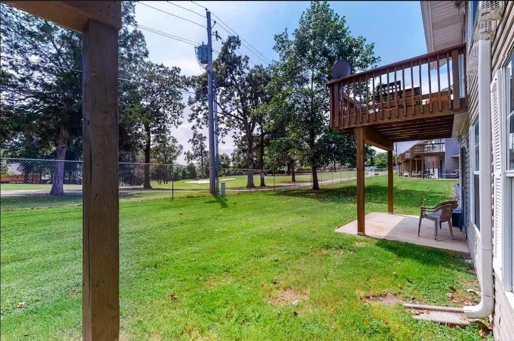 16 Fall Creek Trail Property Photo 15