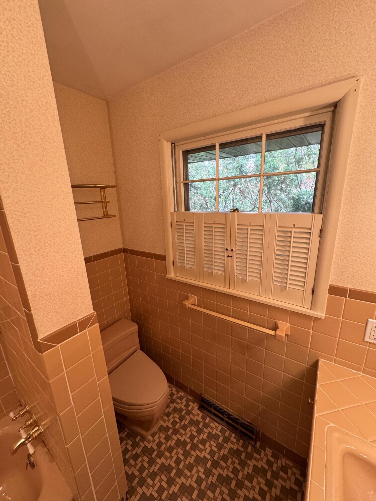 2734 East Glenwood Street Property Photo 20