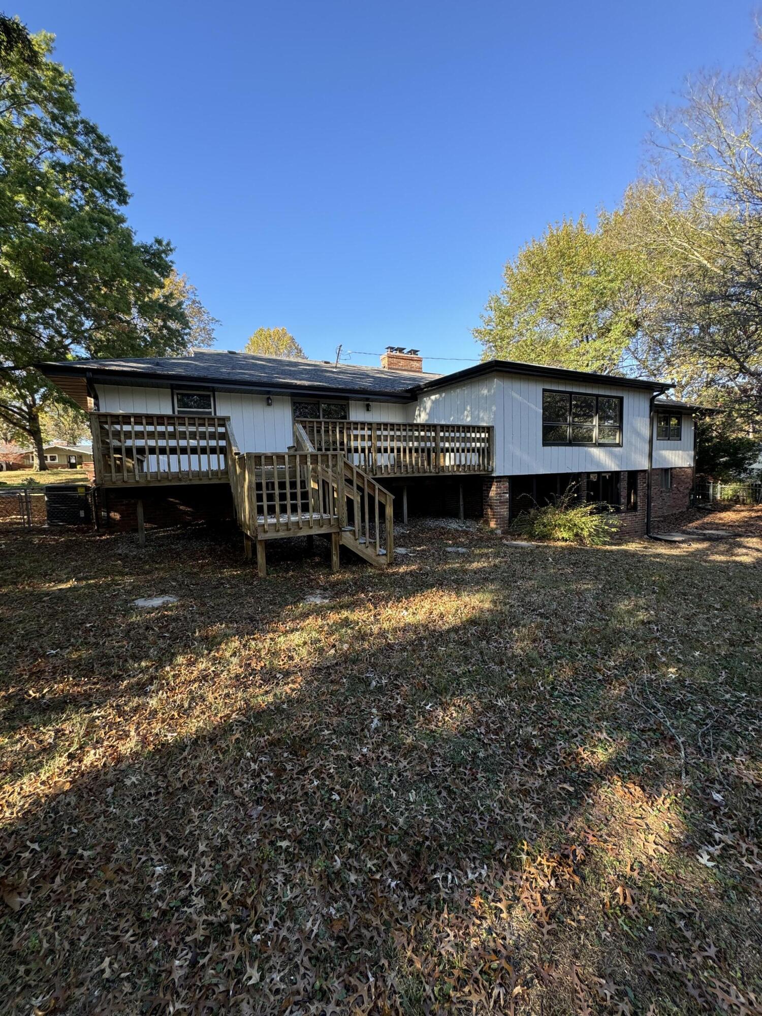 2734 East Glenwood Street Property Photo 30