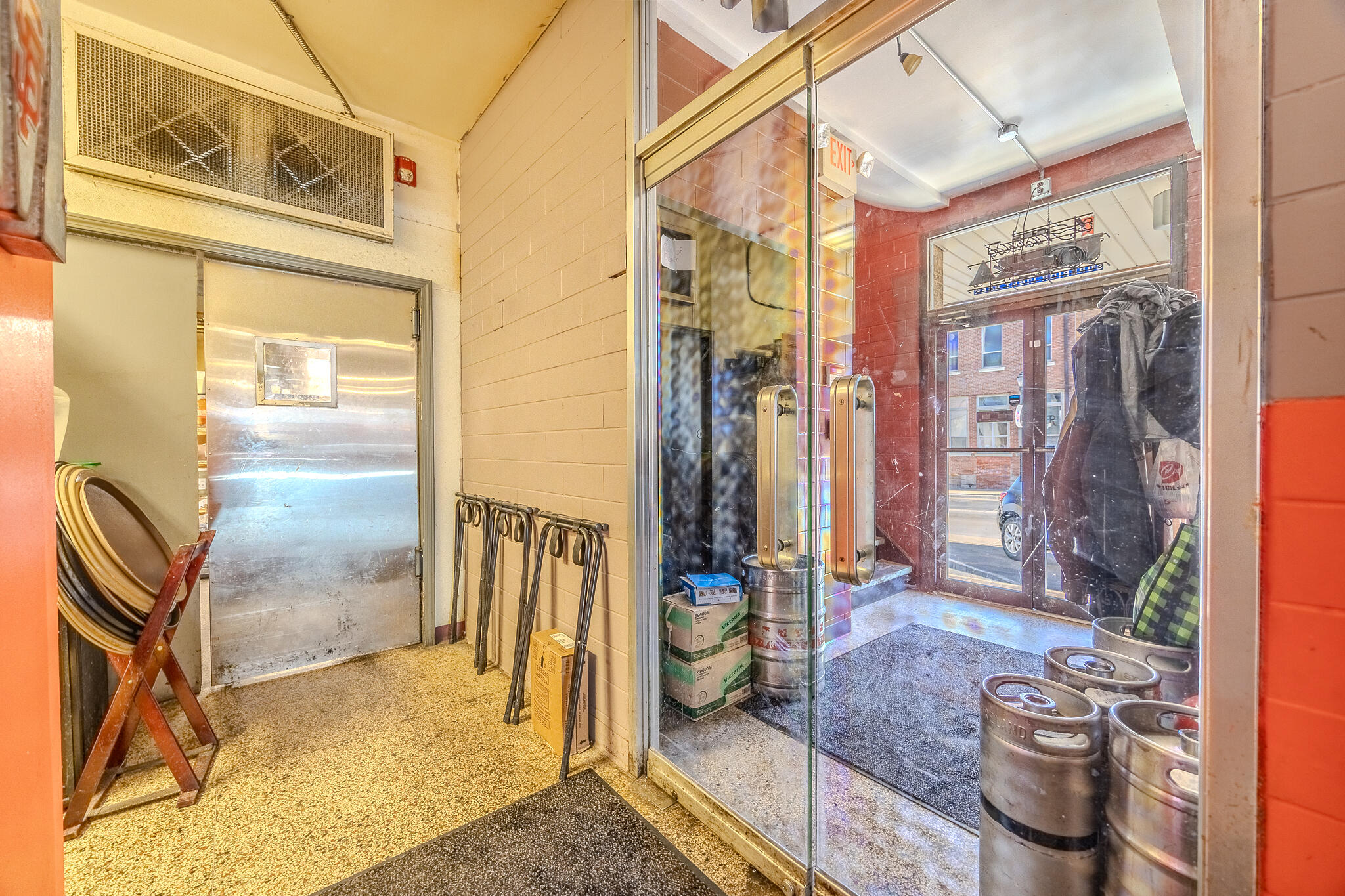 201 West Commercial Street Property Photo 24