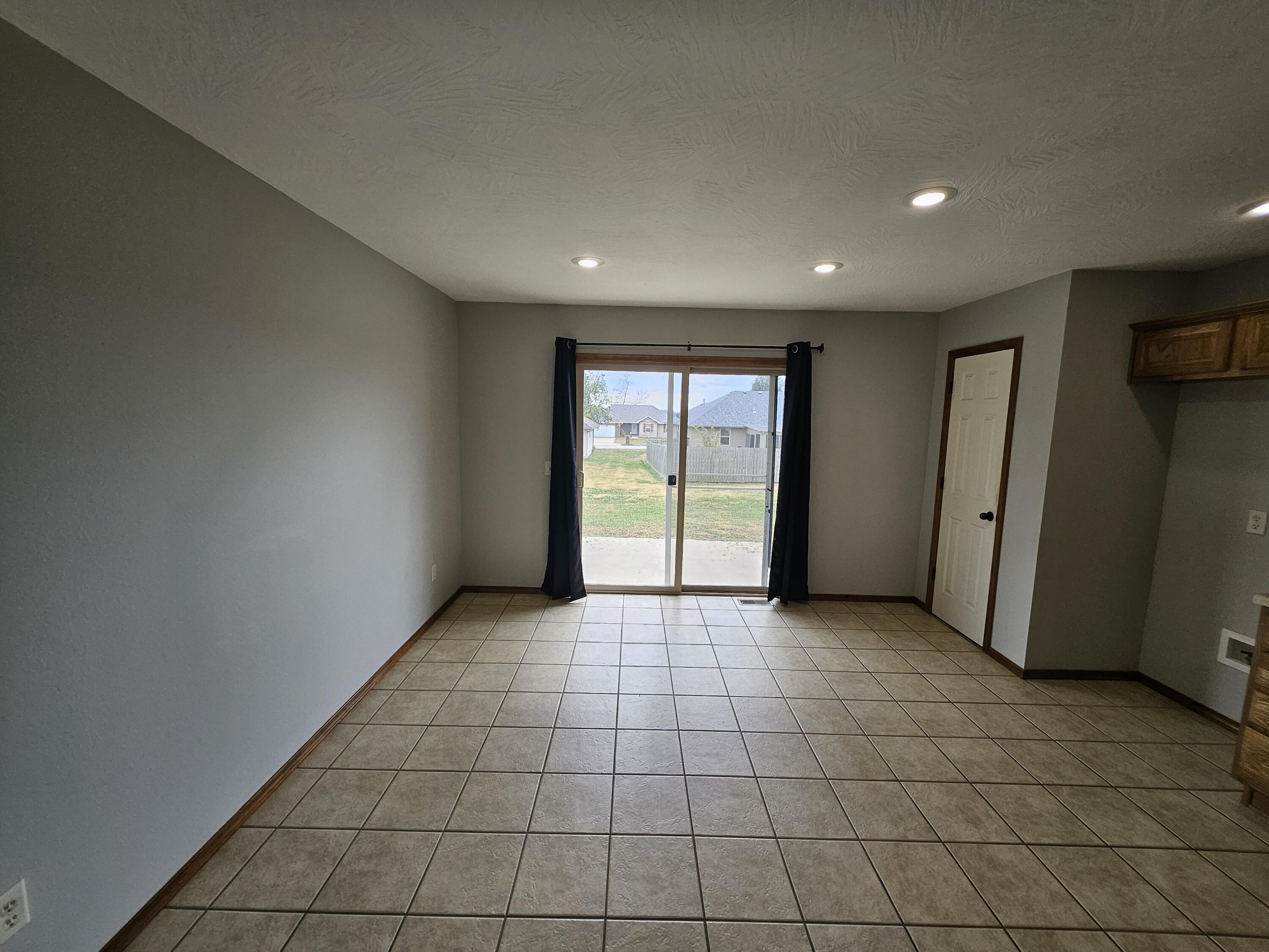514 West Osage Property Photo 14