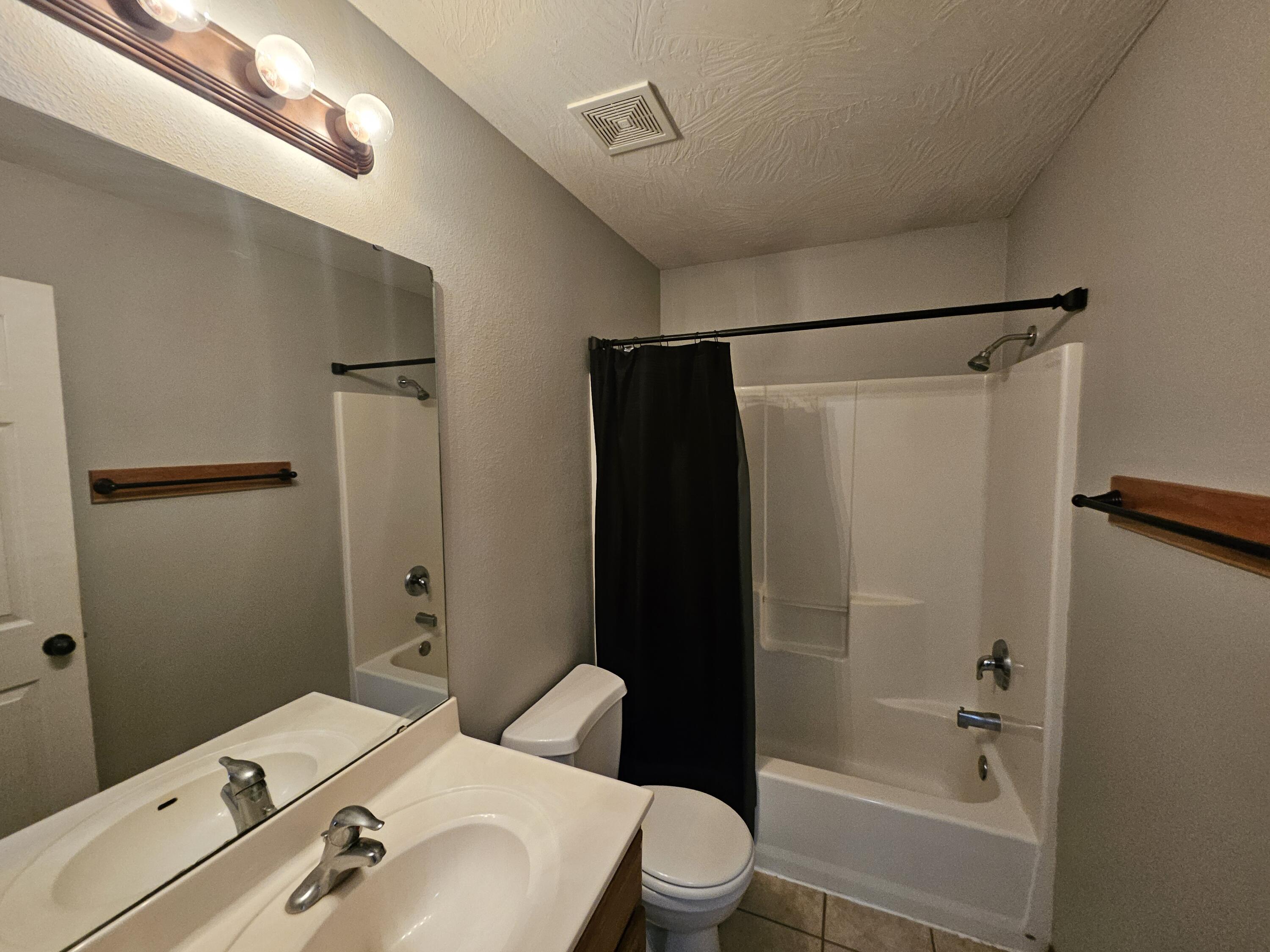 514 West Osage Property Photo 18