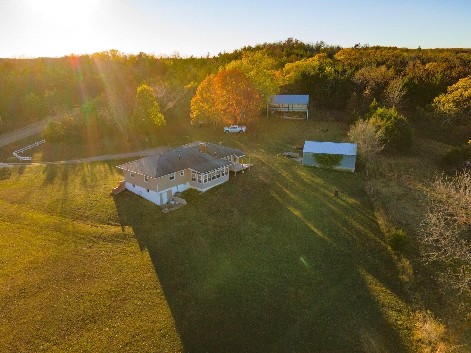19397 H Highway Property Photo