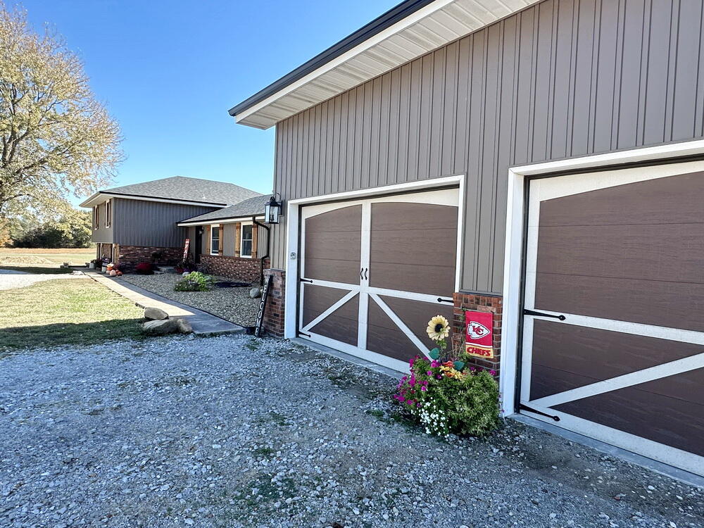 4480 East 360 Road Property Photo 5