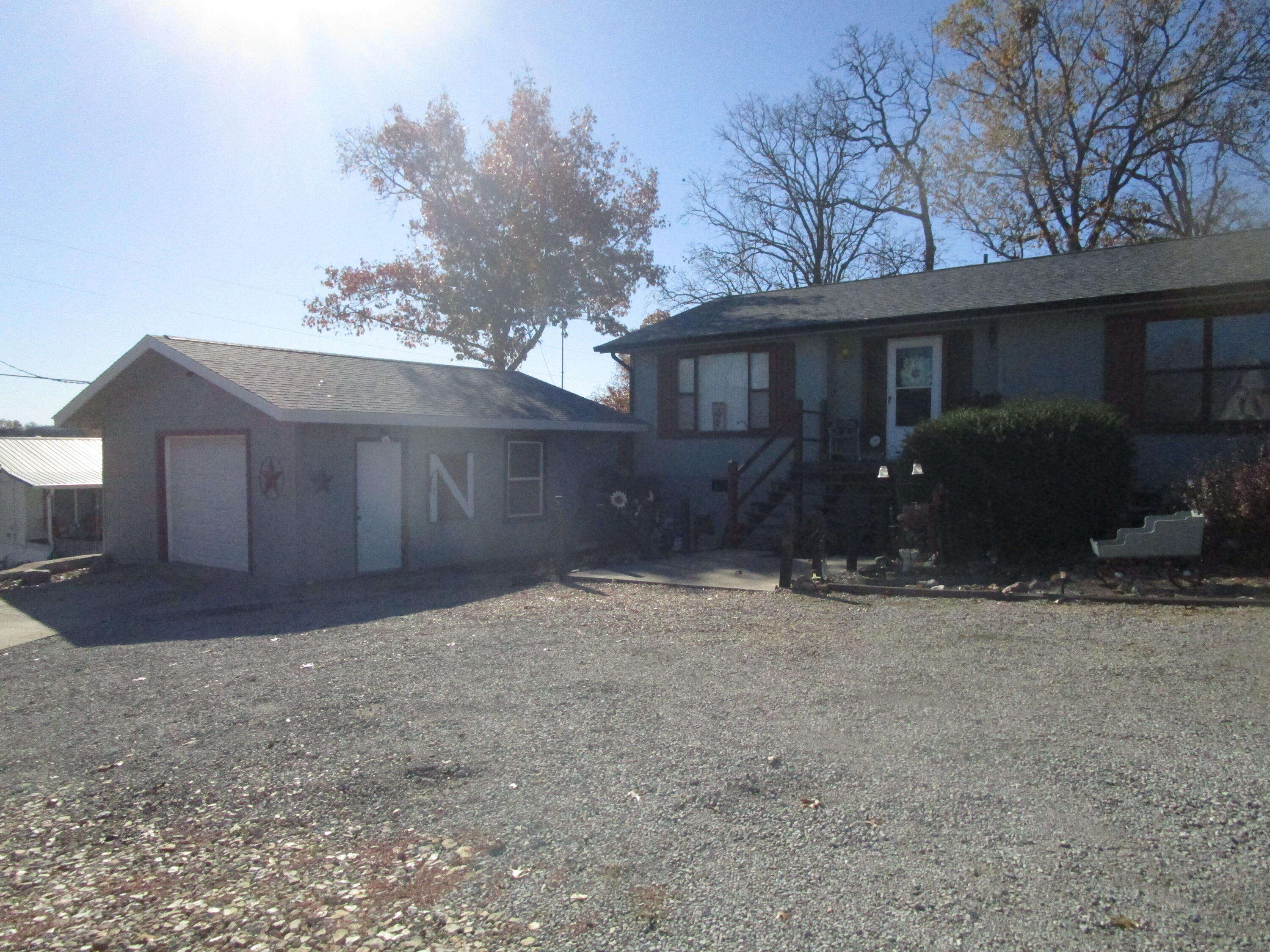 27038 Hickory Drive Property Photo 9