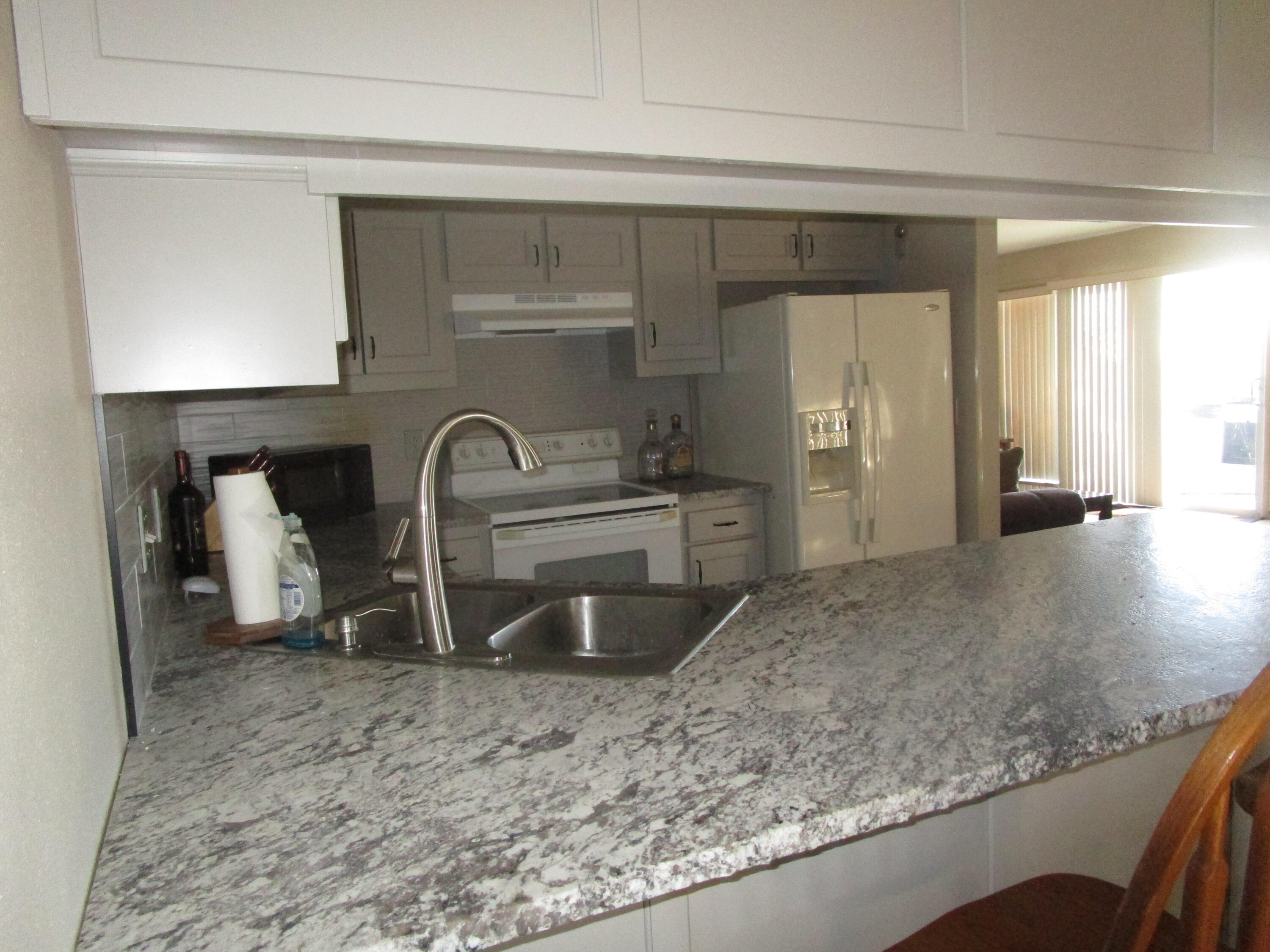 27038 Hickory Drive Property Photo 11