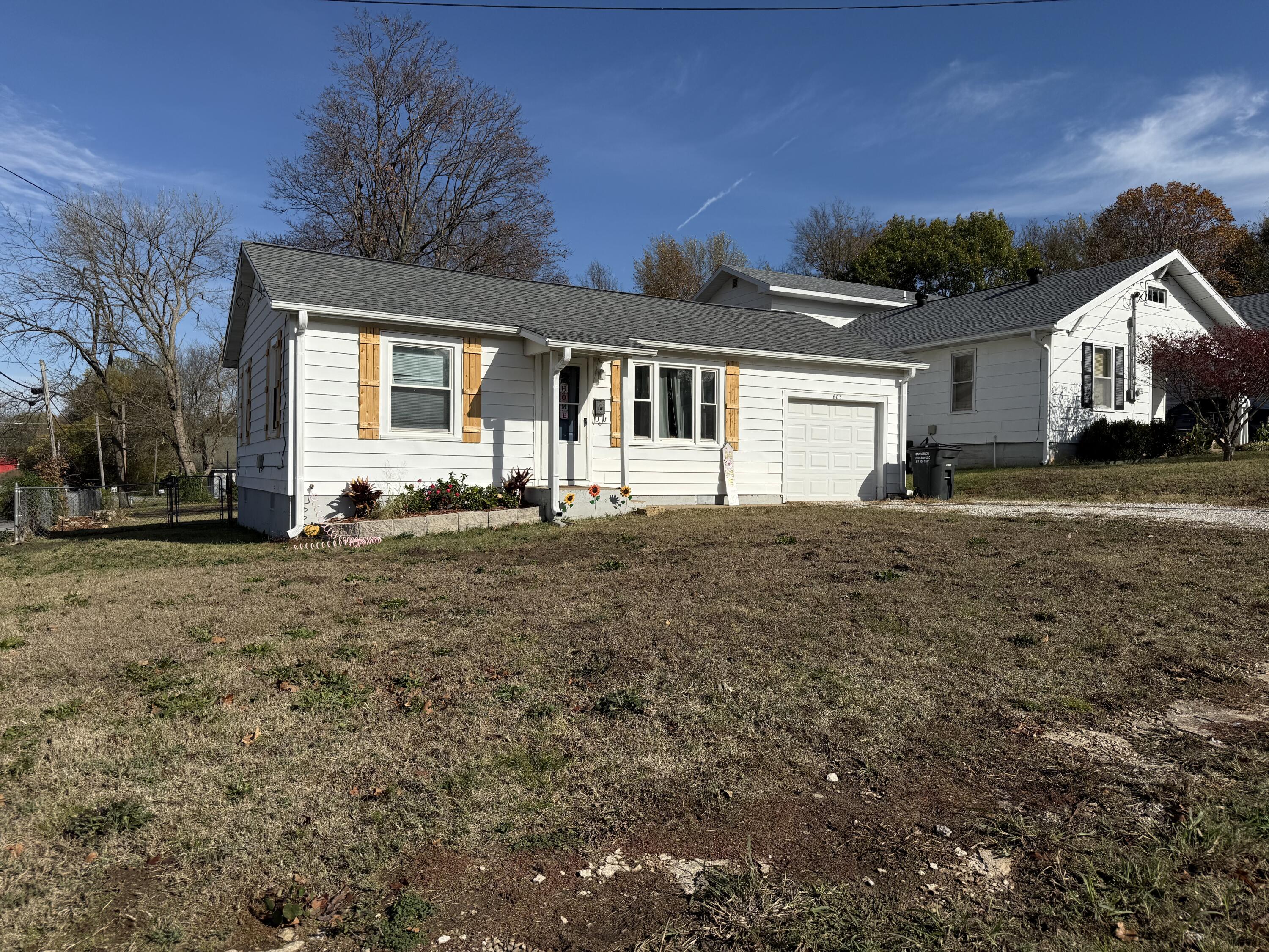 603 East Maupin Street Property Photo