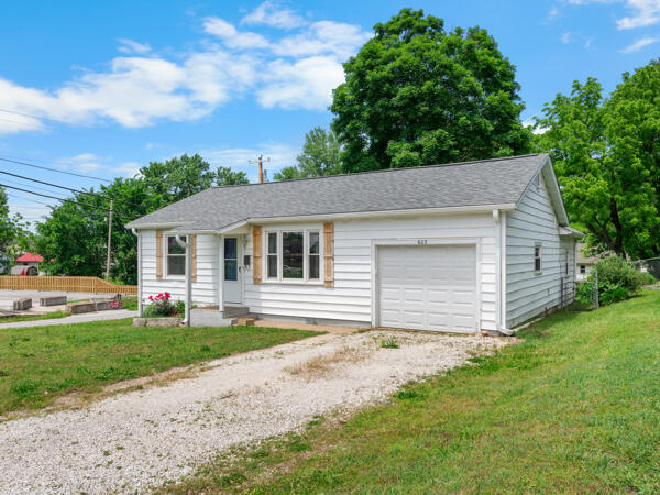 603 East Maupin Street Property Photo 2