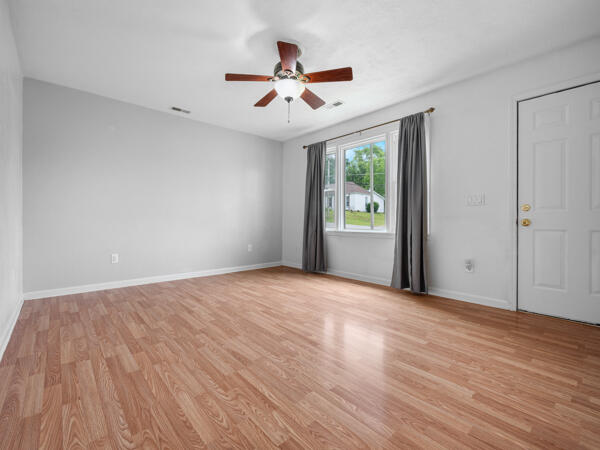 603 East Maupin Street Property Photo 7