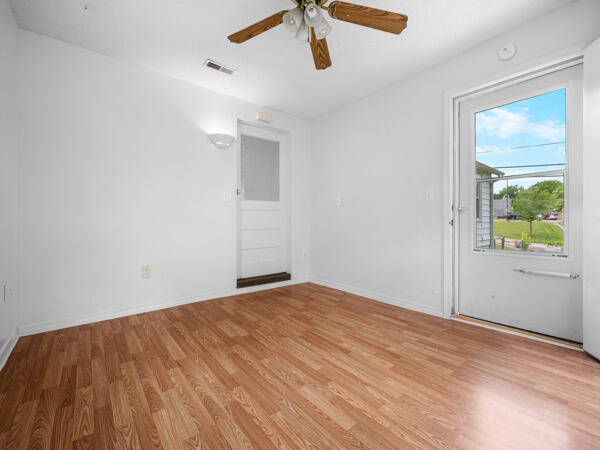 603 East Maupin Street Property Photo 34