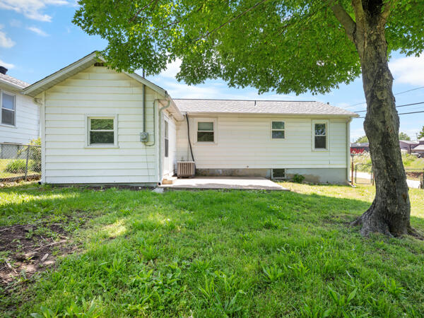 603 East Maupin Street Property Photo 35
