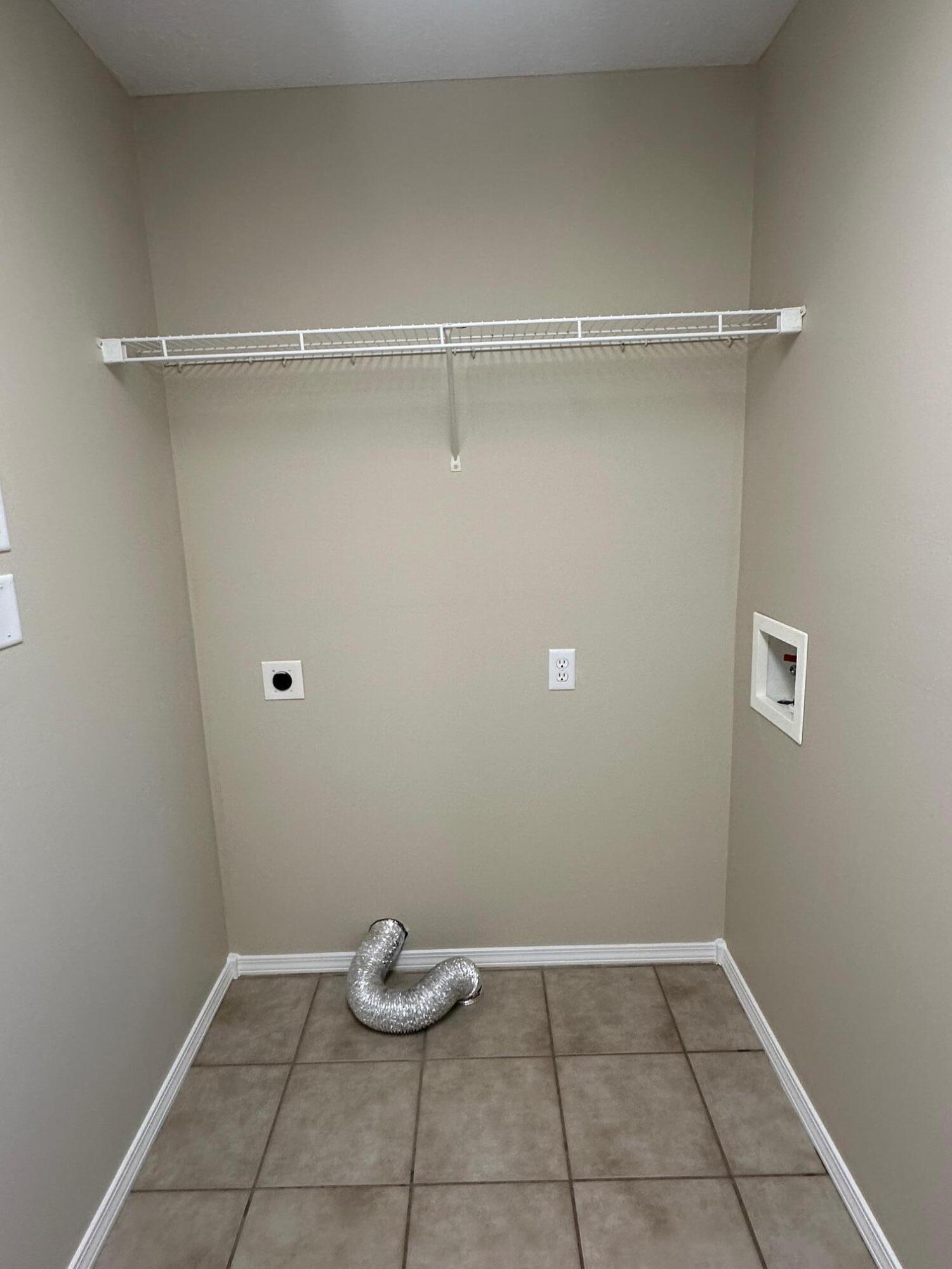 4371 West Delmar Street Property Photo 4
