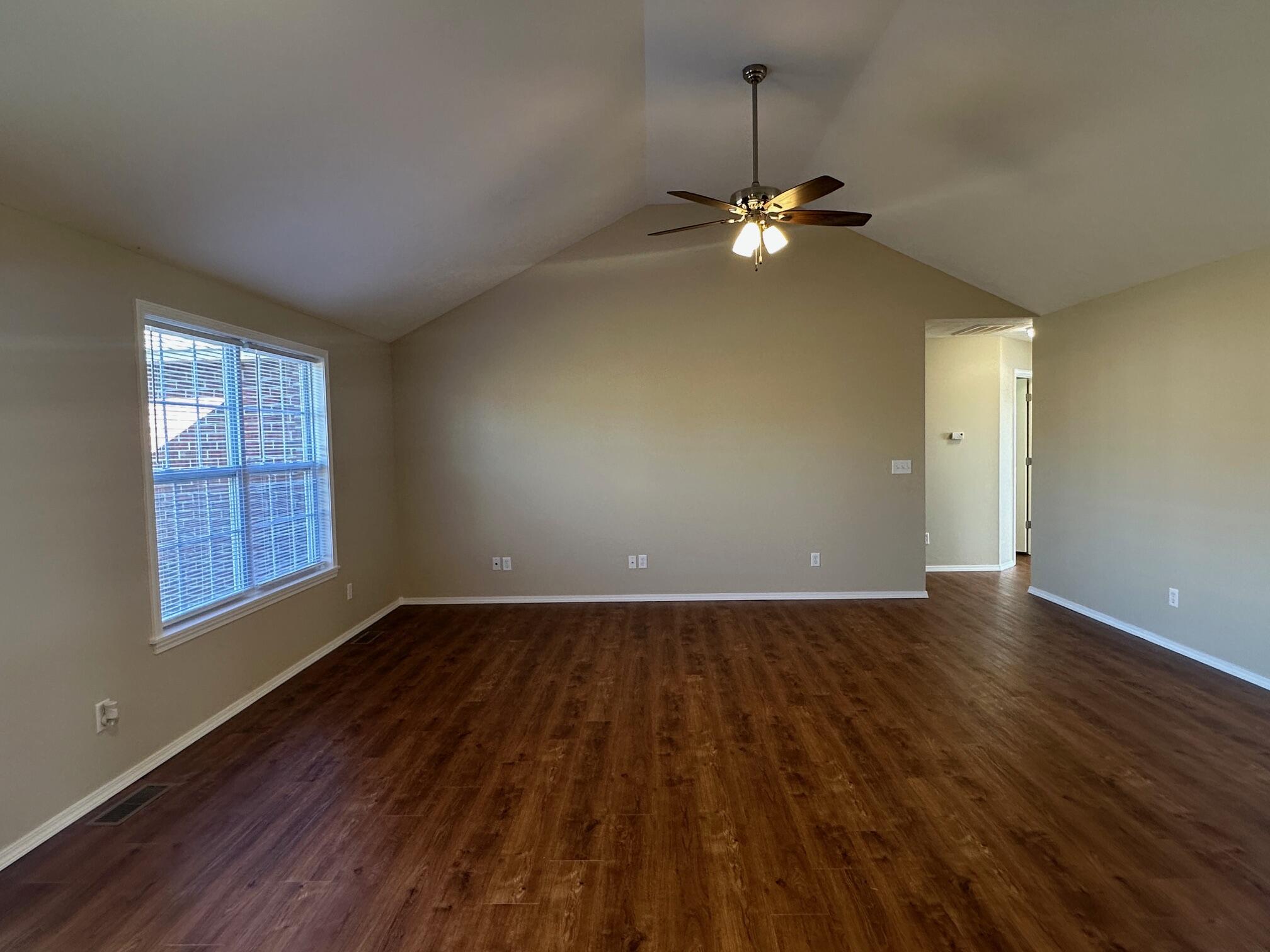 4371 West Delmar Street Property Photo 6