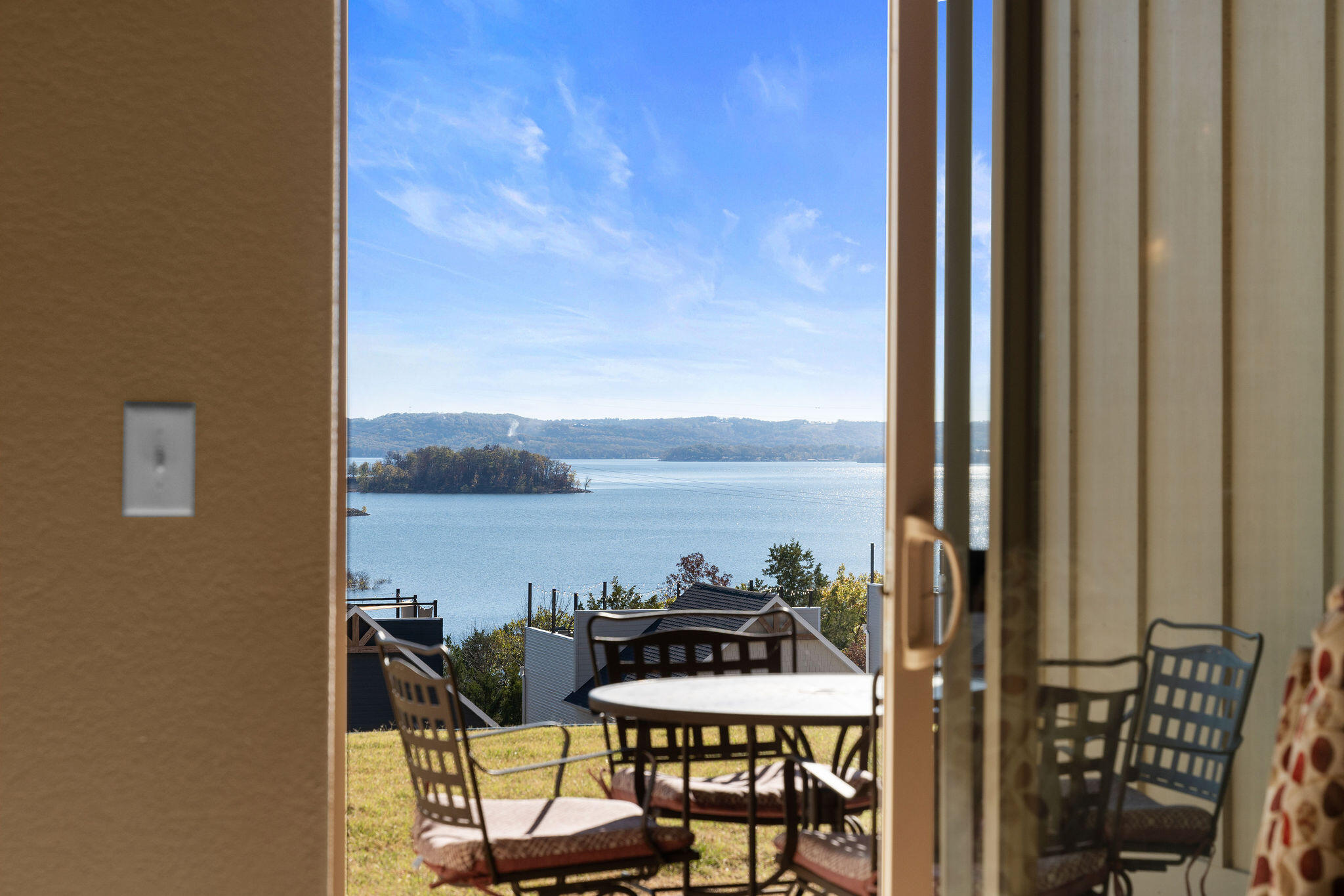 200 Majestic Drive Property Photo 5