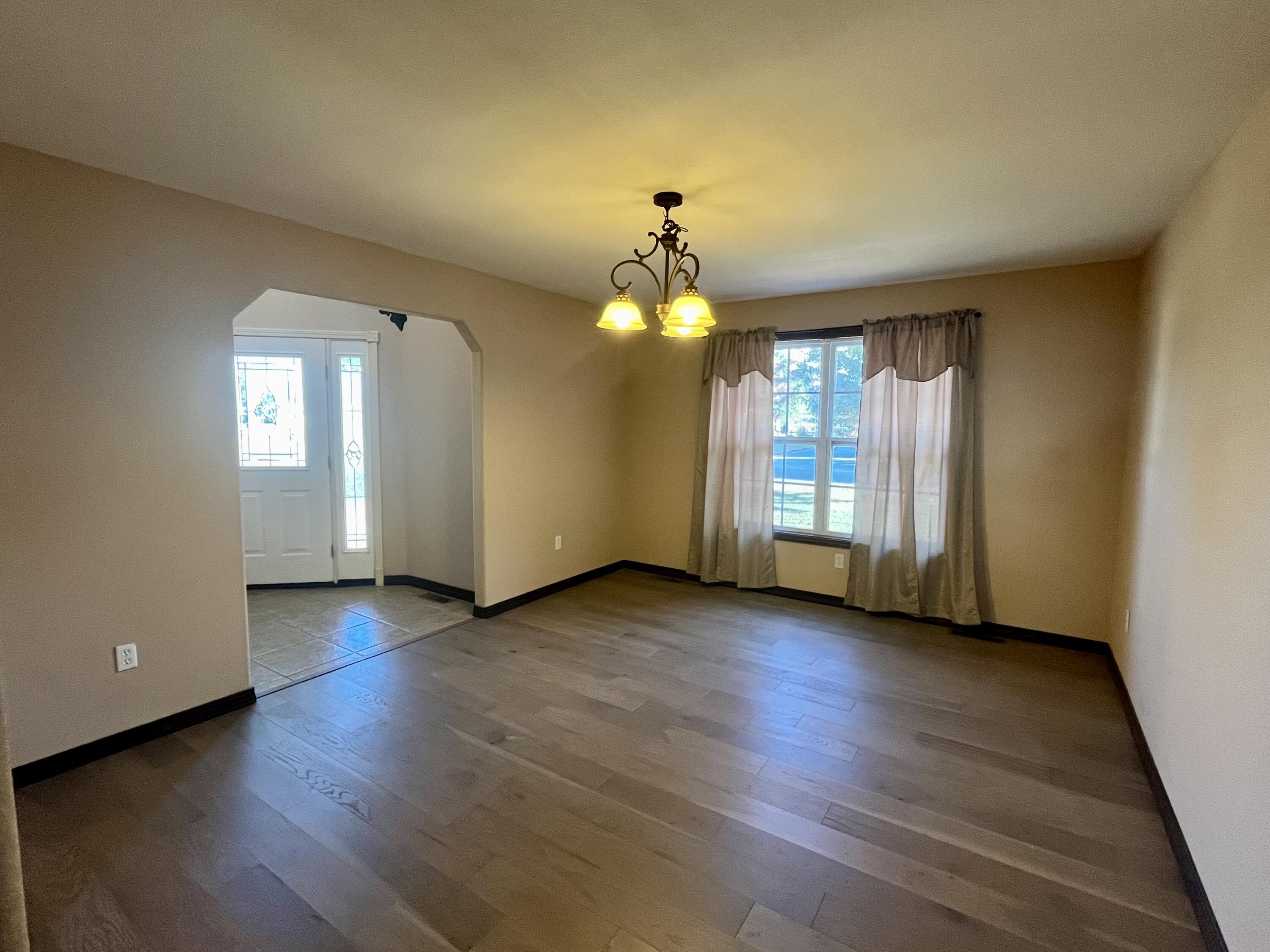 349 East Grace Street Property Photo 18