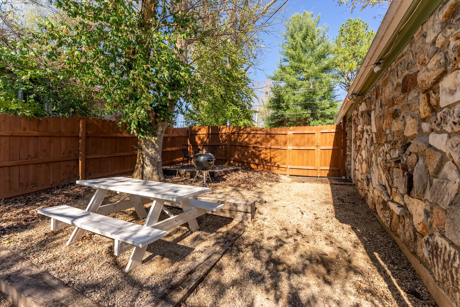 205 Grant Street Property Photo 26