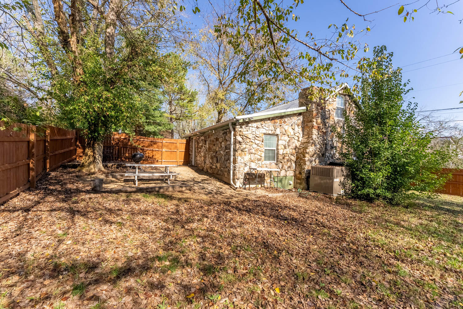 205 Grant Street Property Photo 30