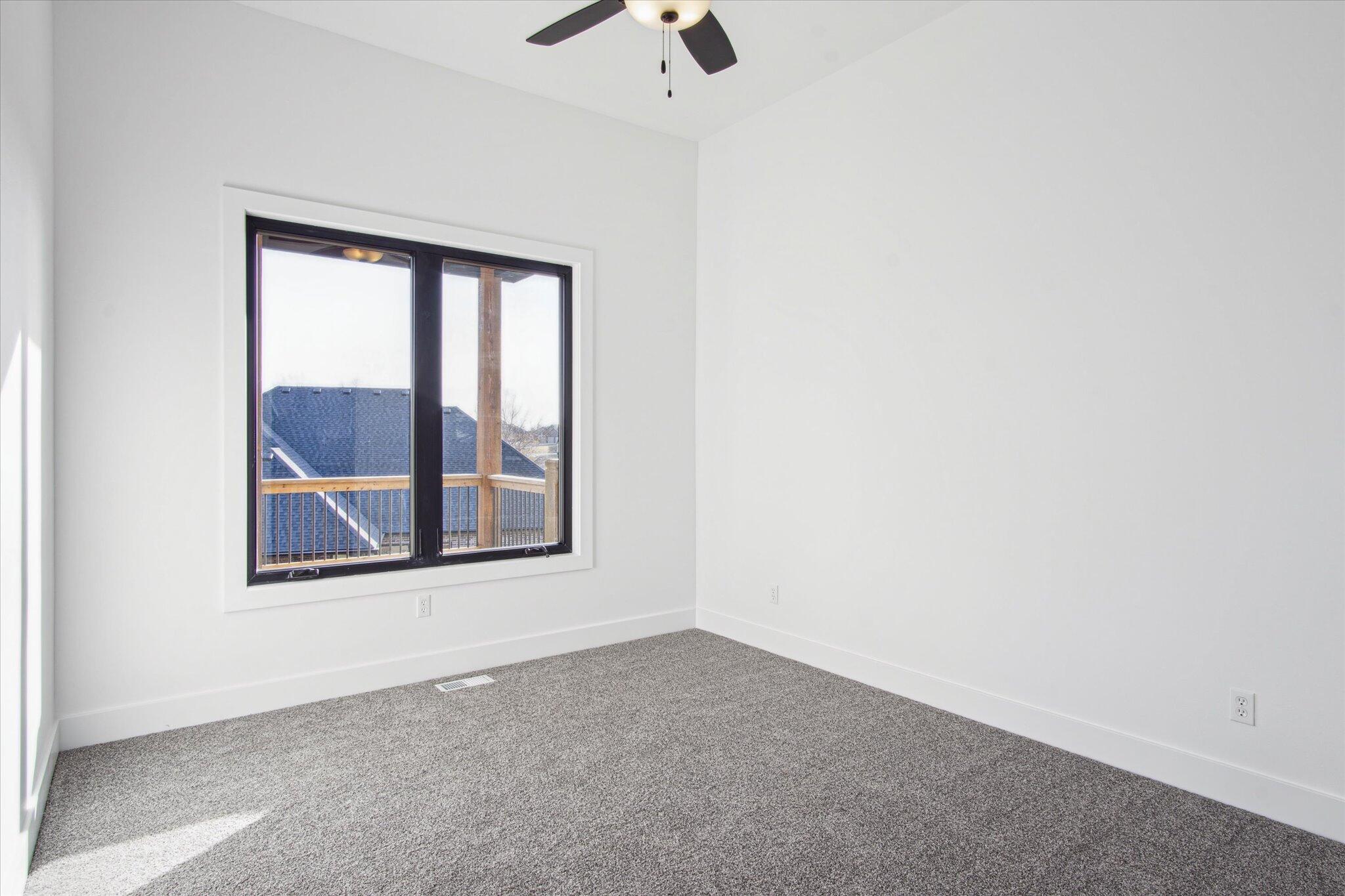 5914 South Holland Avenue Property Photo 39