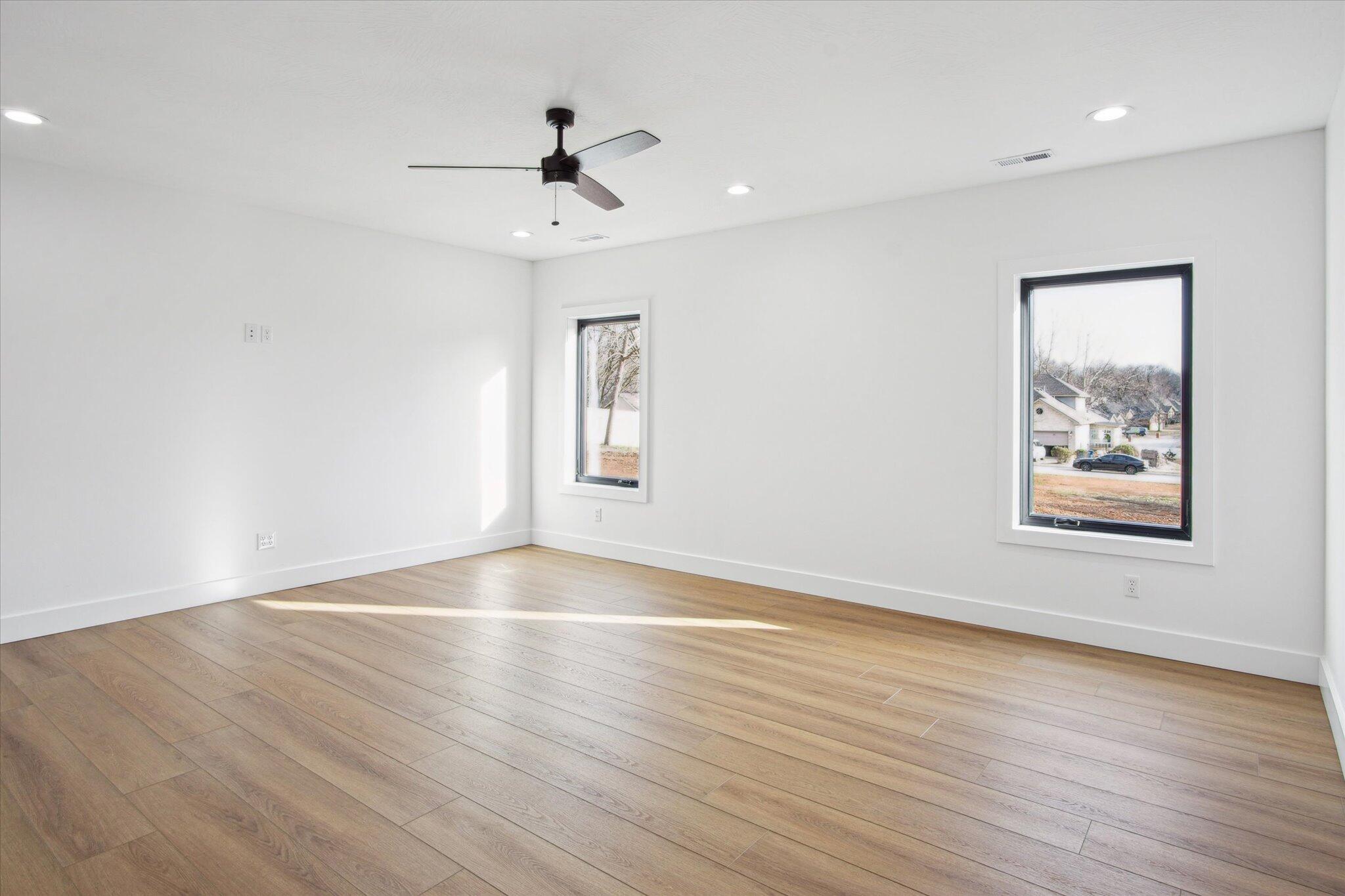 5914 South Holland Avenue Property Photo 49