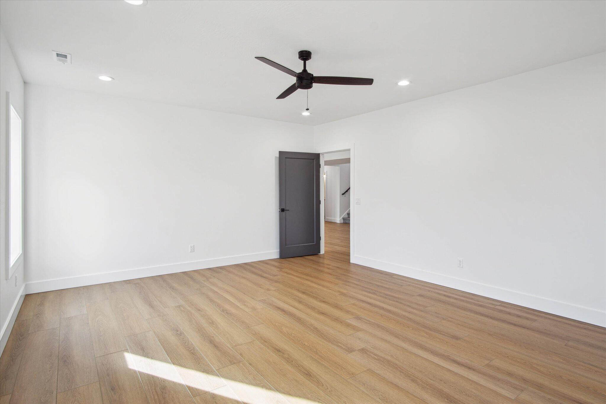 5914 South Holland Avenue Property Photo 50