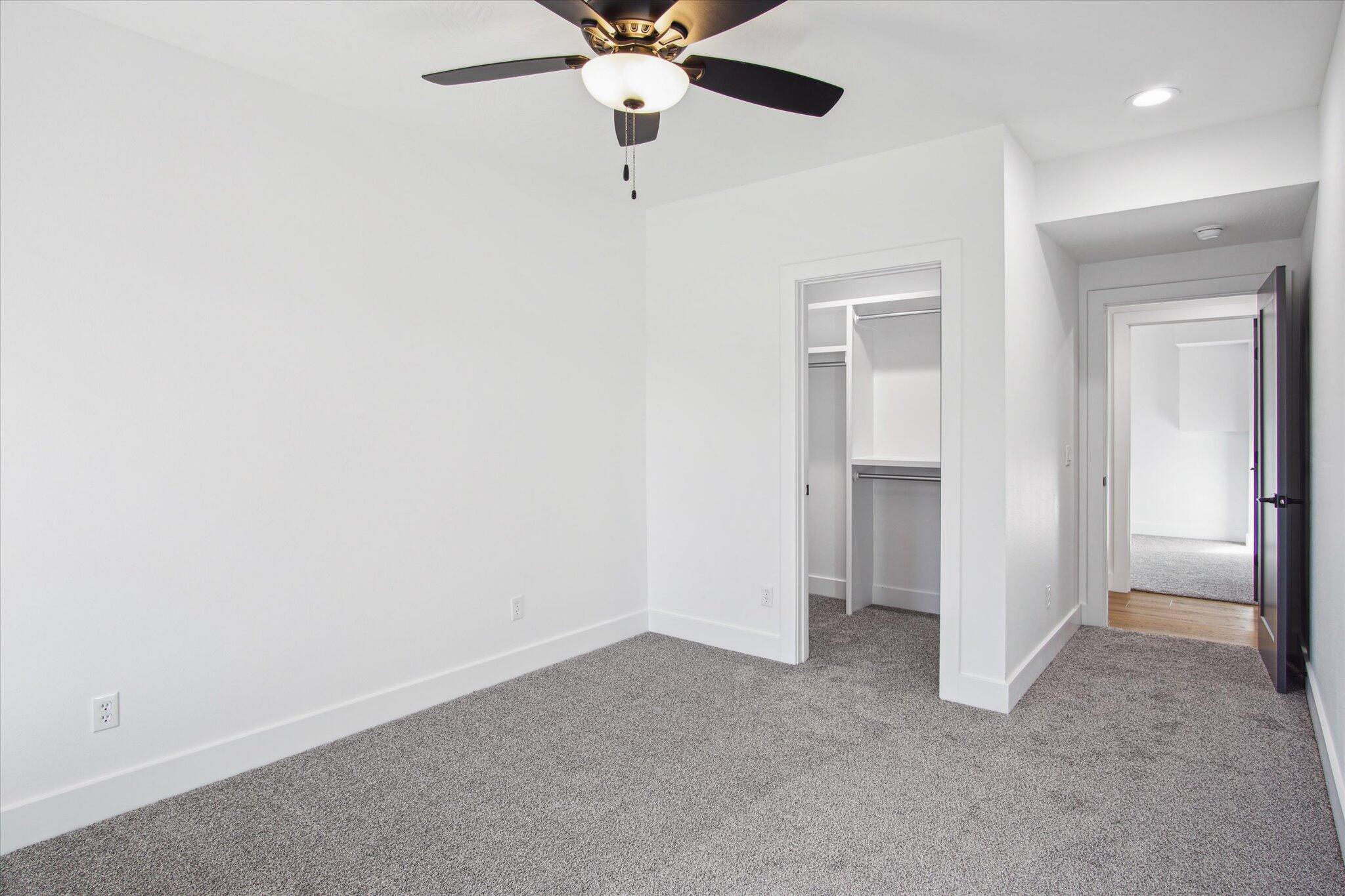 5914 South Holland Avenue Property Photo 52