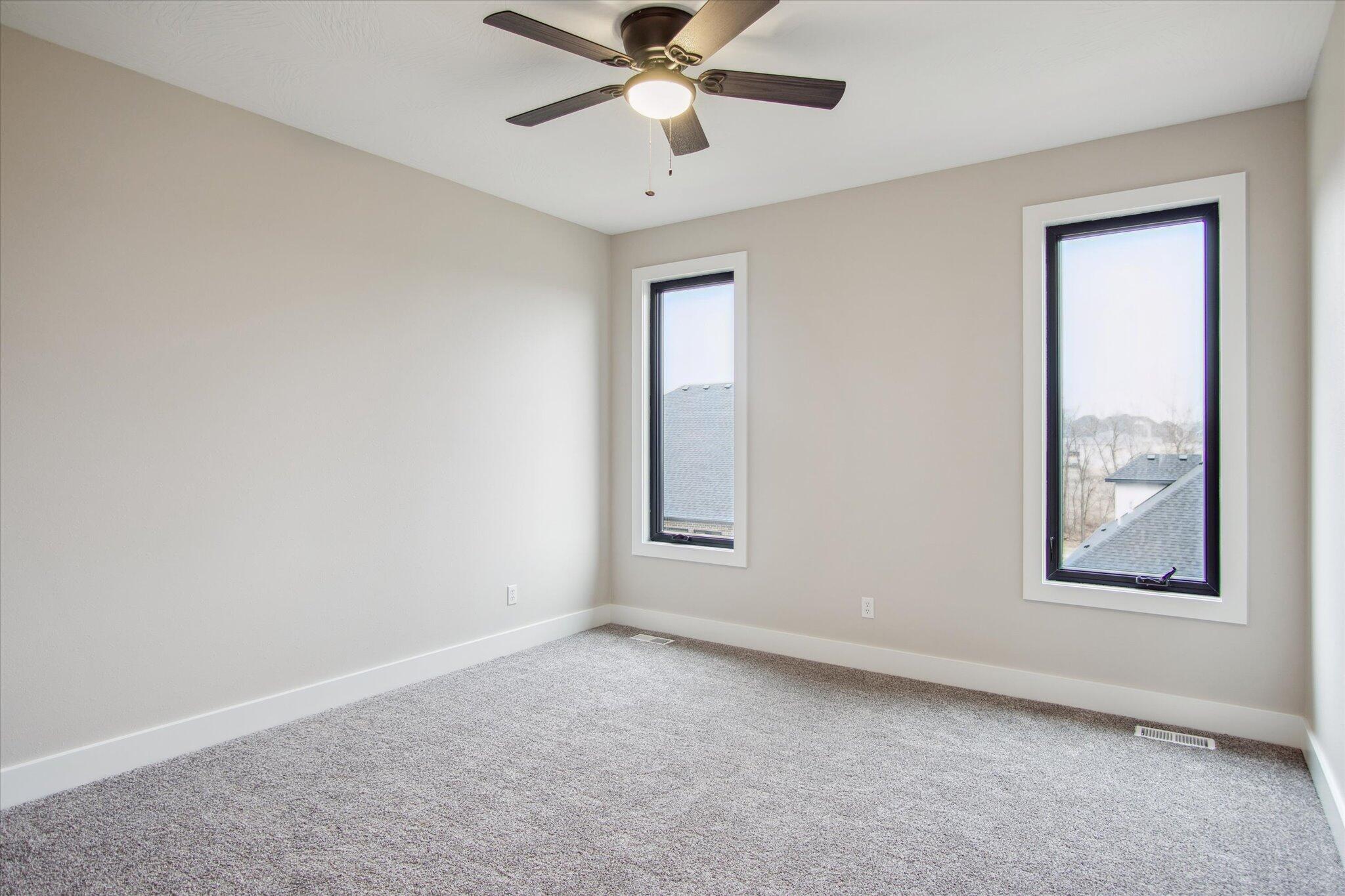 5922 South Holland Avenue Property Photo 37