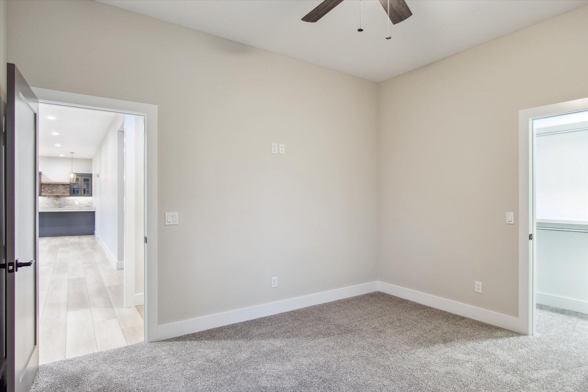 5922 South Holland Avenue Property Photo 51