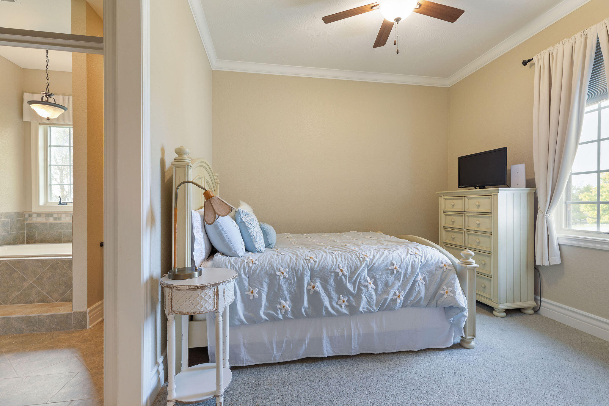 245 Golf Club Drive Property Photo 20