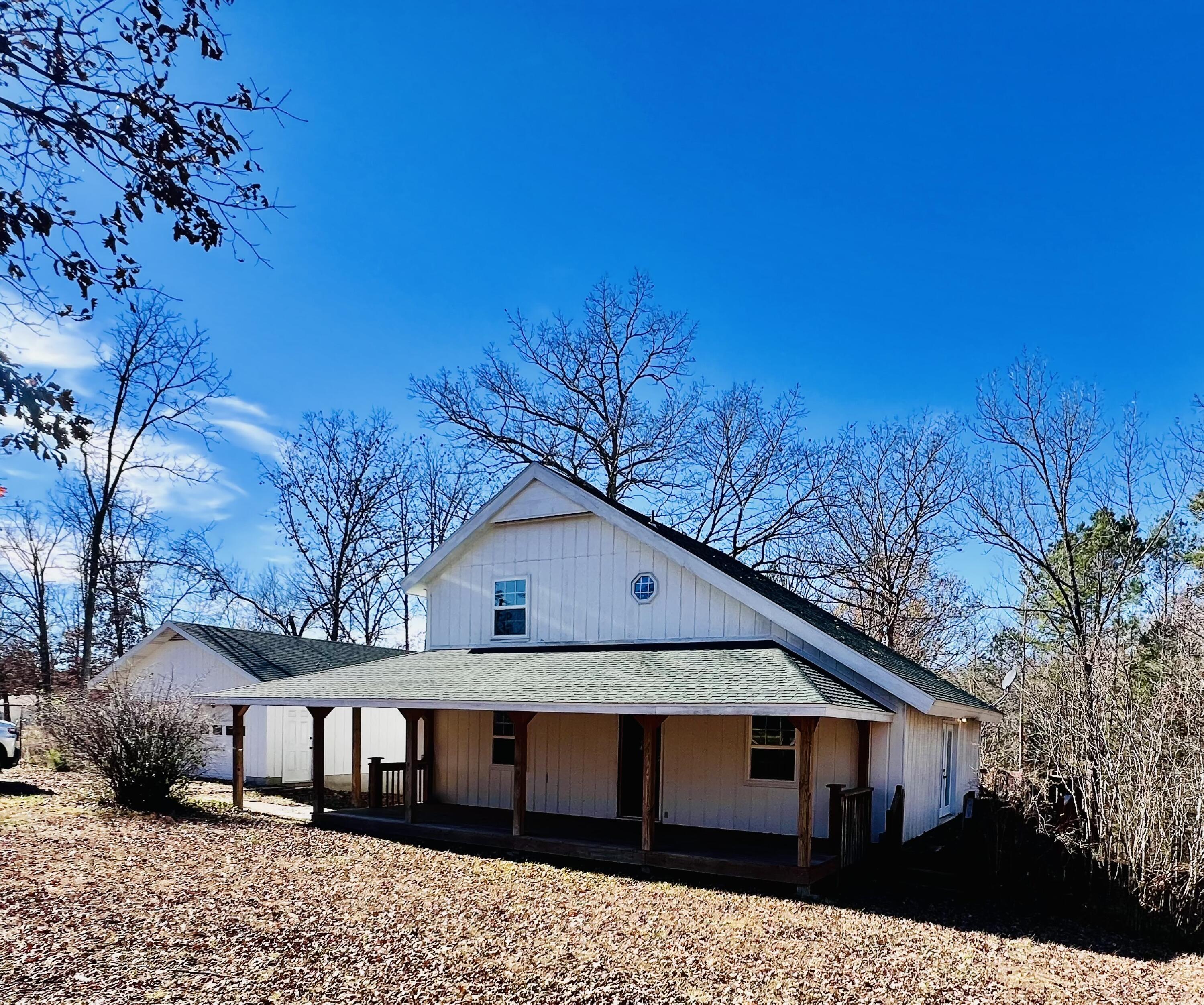 16144 Horse Shoe Drive Property Photo 1