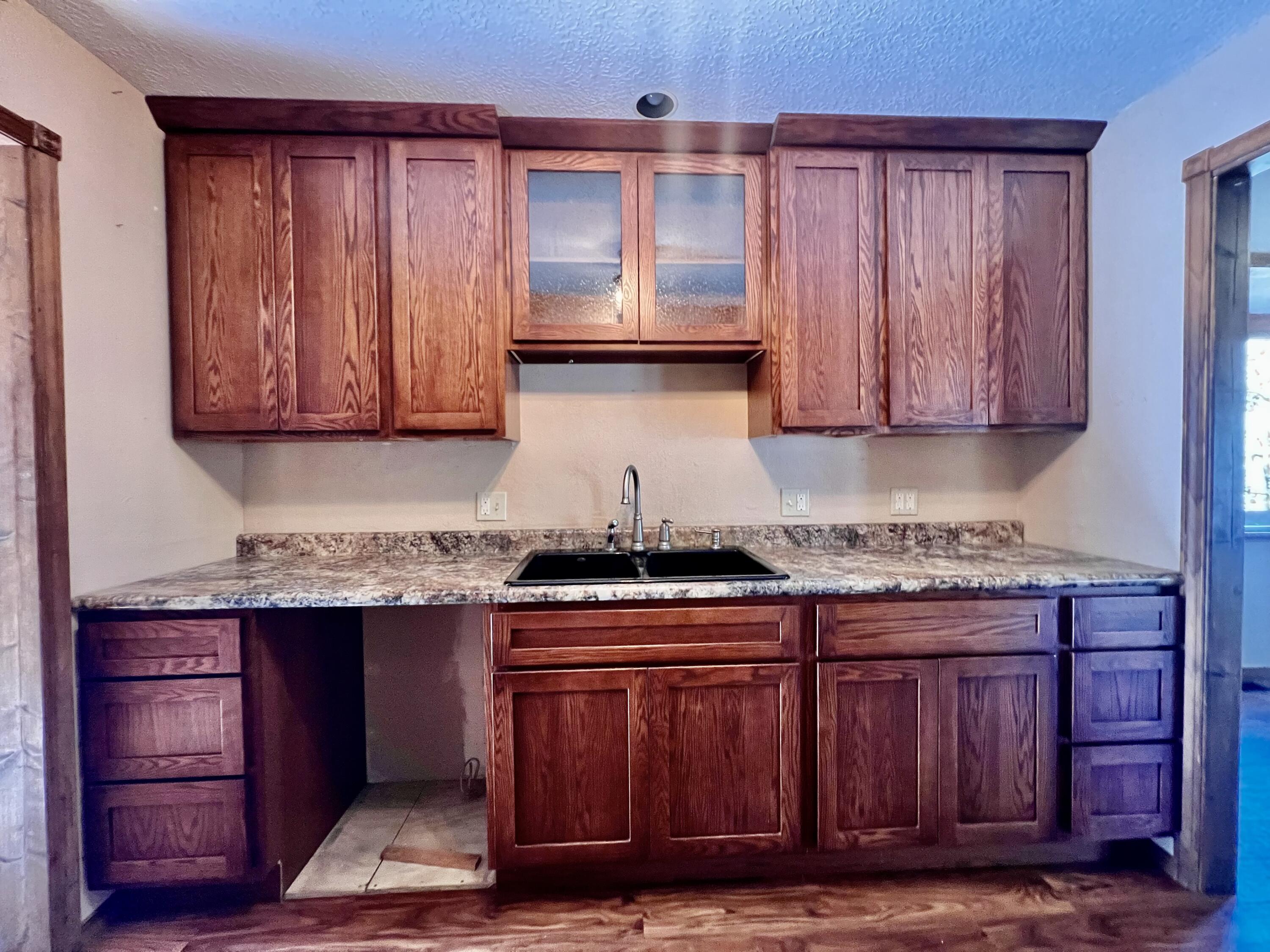 16144 Horse Shoe Drive Property Photo 5