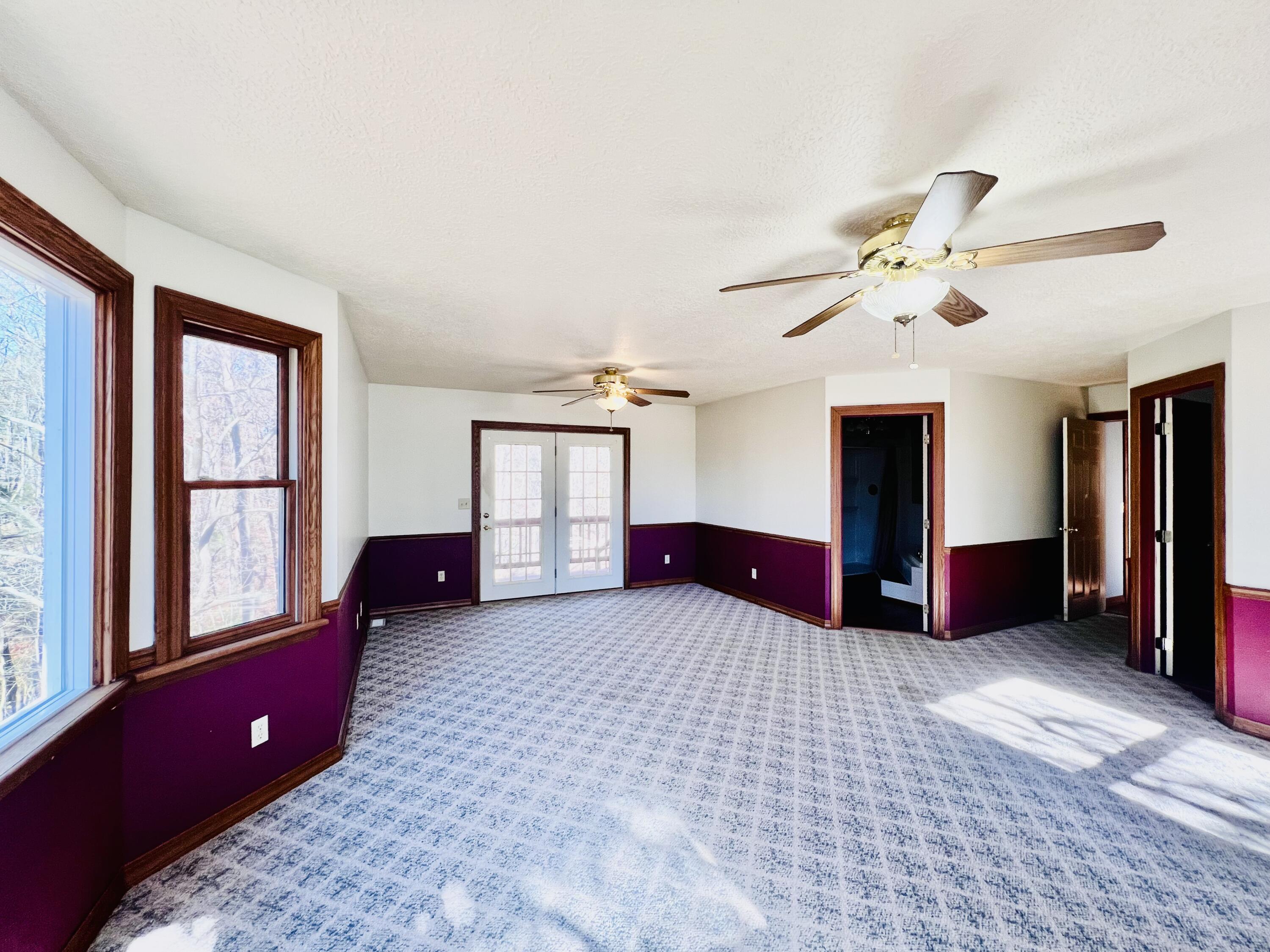 16144 Horse Shoe Drive Property Photo 12