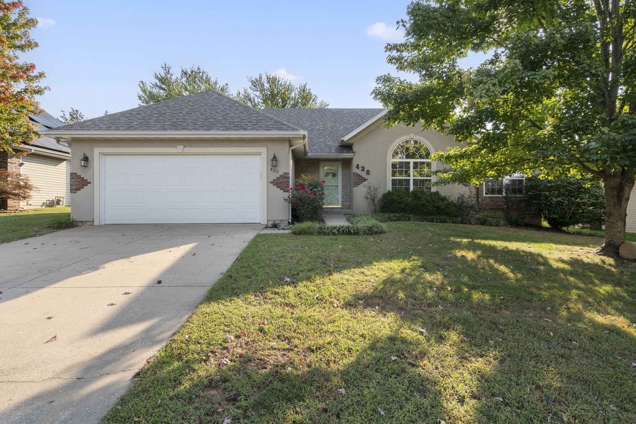 430 South Yellowwood Drive Property Photo 1