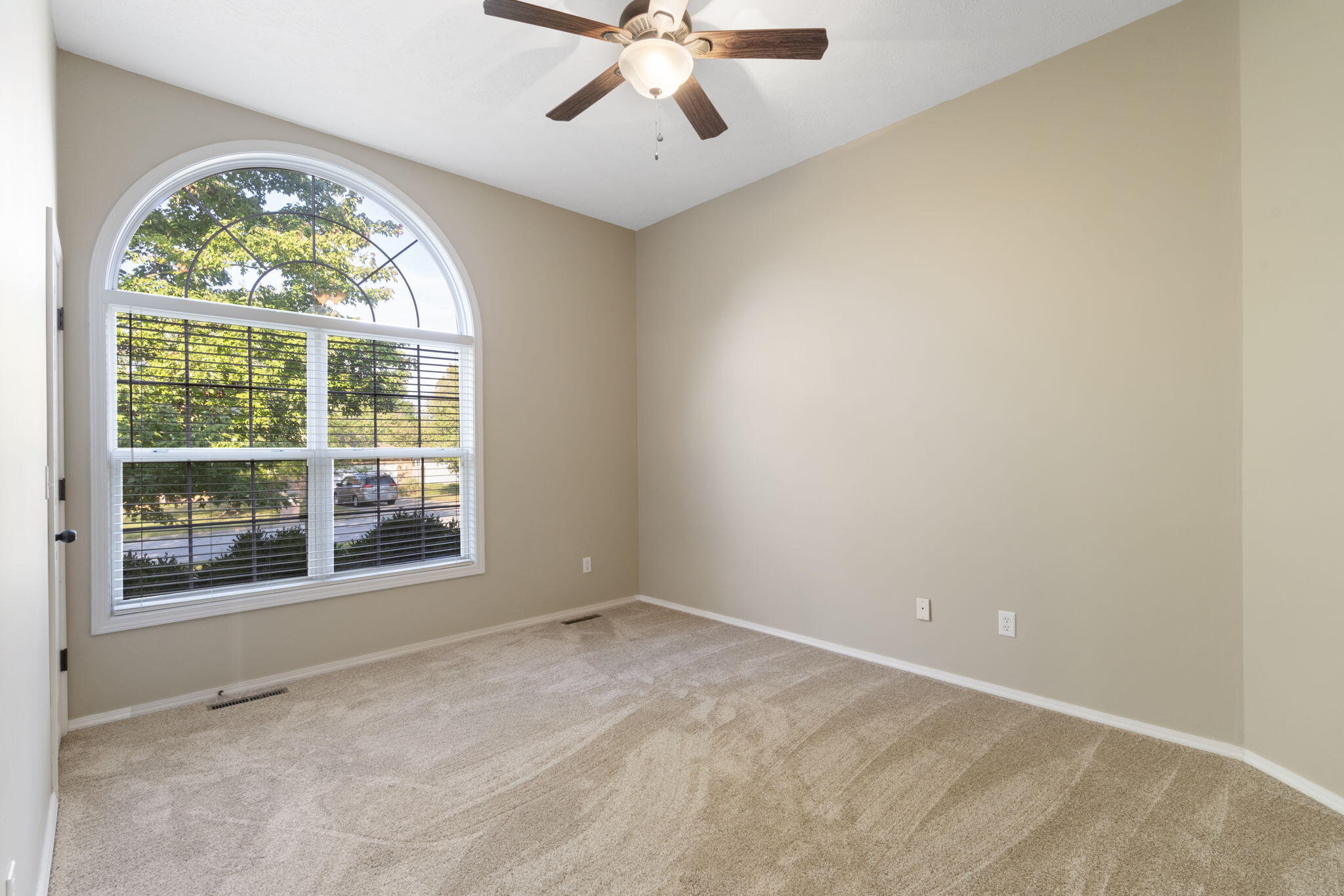 430 South Yellowwood Drive Property Photo 23