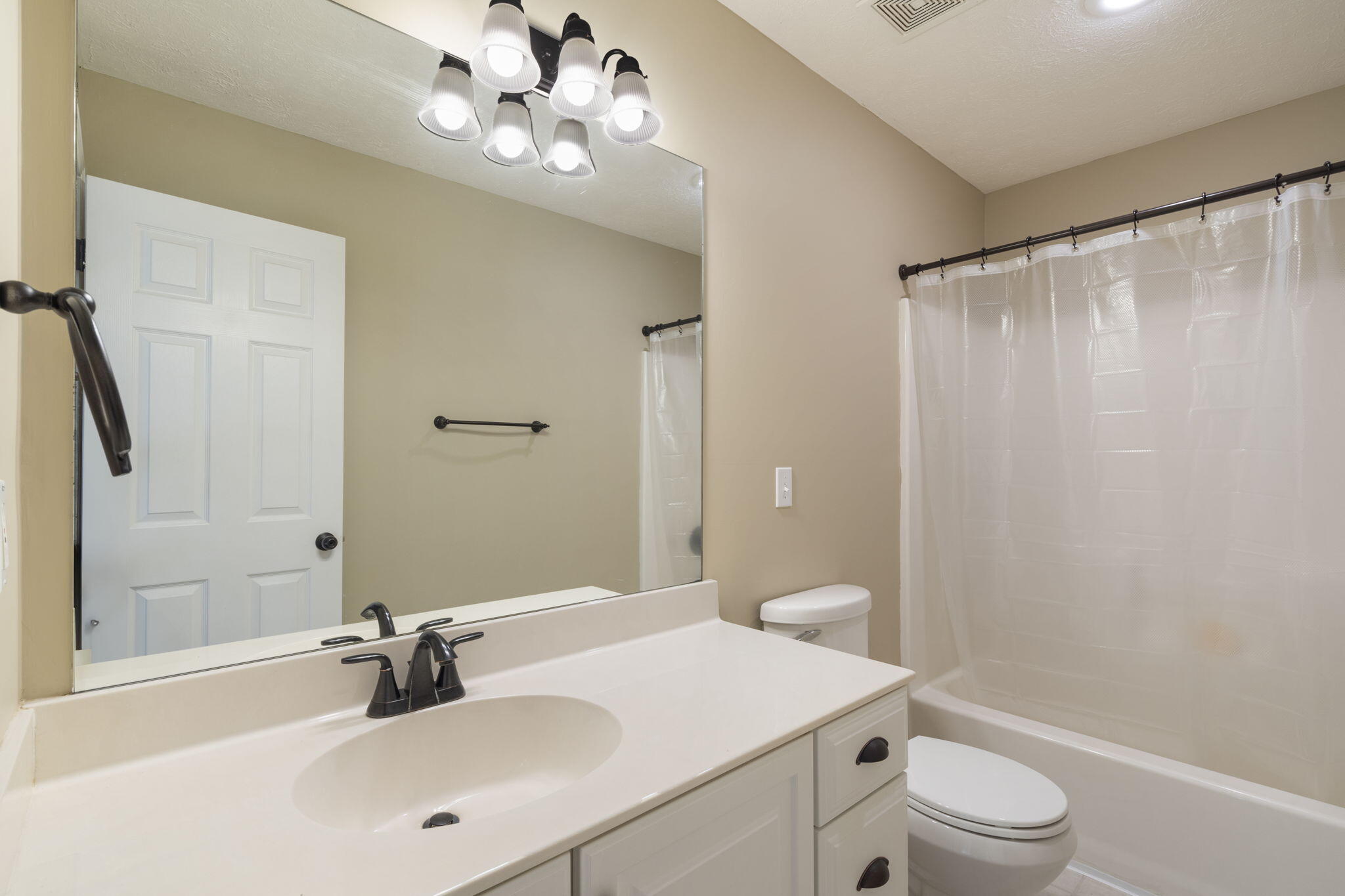 430 South Yellowwood Drive Property Photo 24