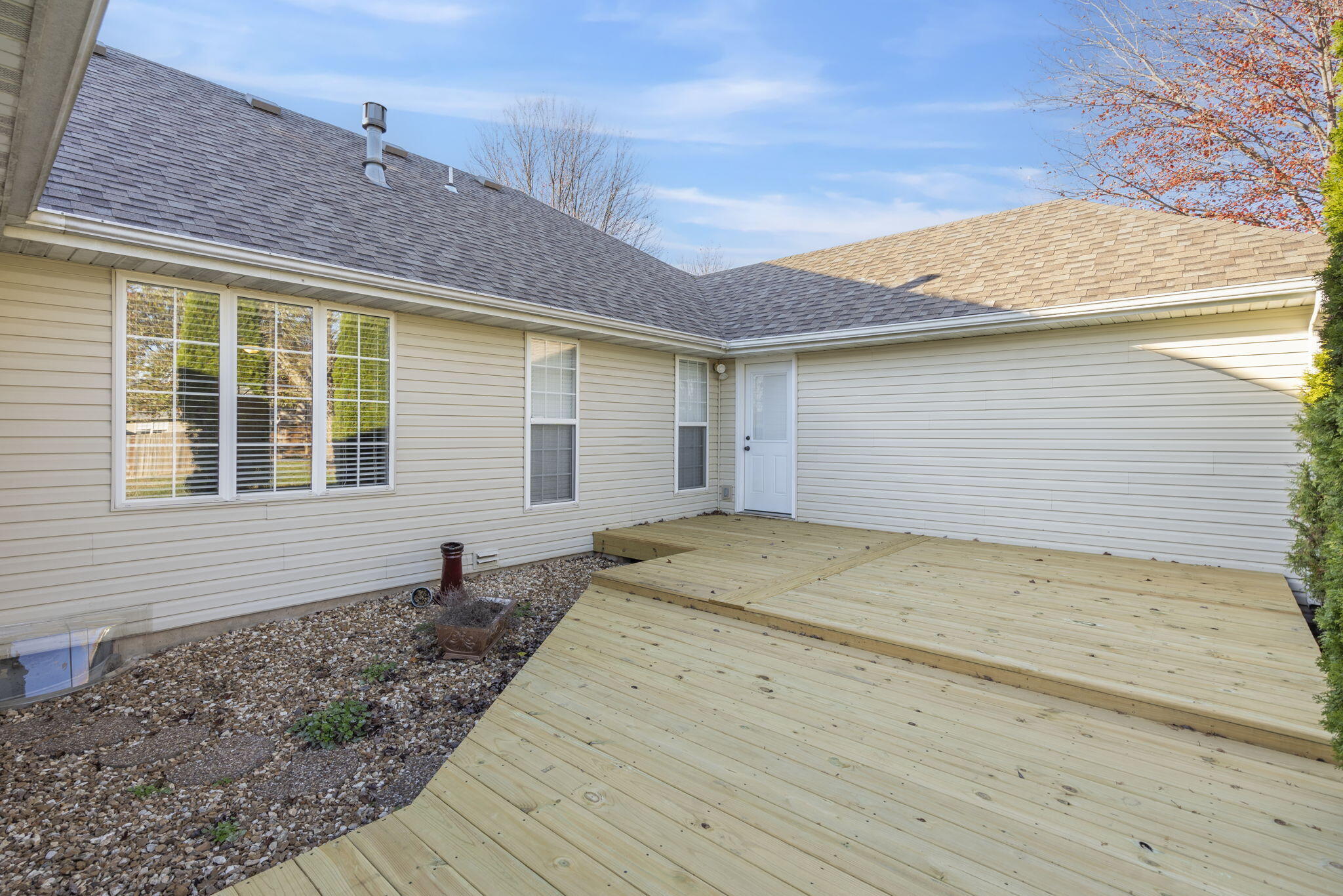 430 South Yellowwood Drive Property Photo 32
