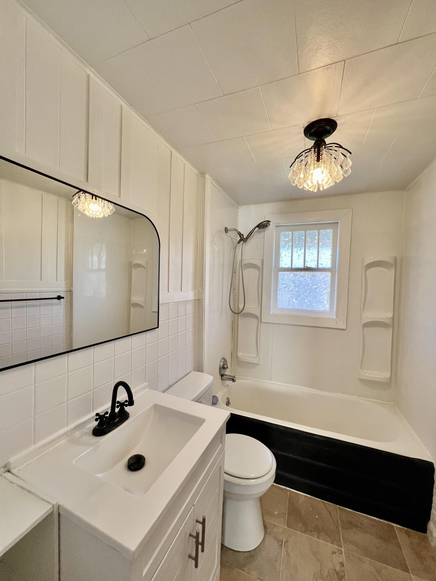 1612 South Jefferson Street Property Photo 14