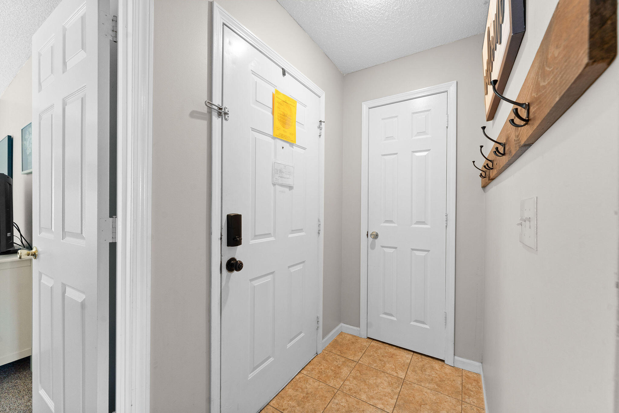 257 Clubhouse Drive Property Photo 8