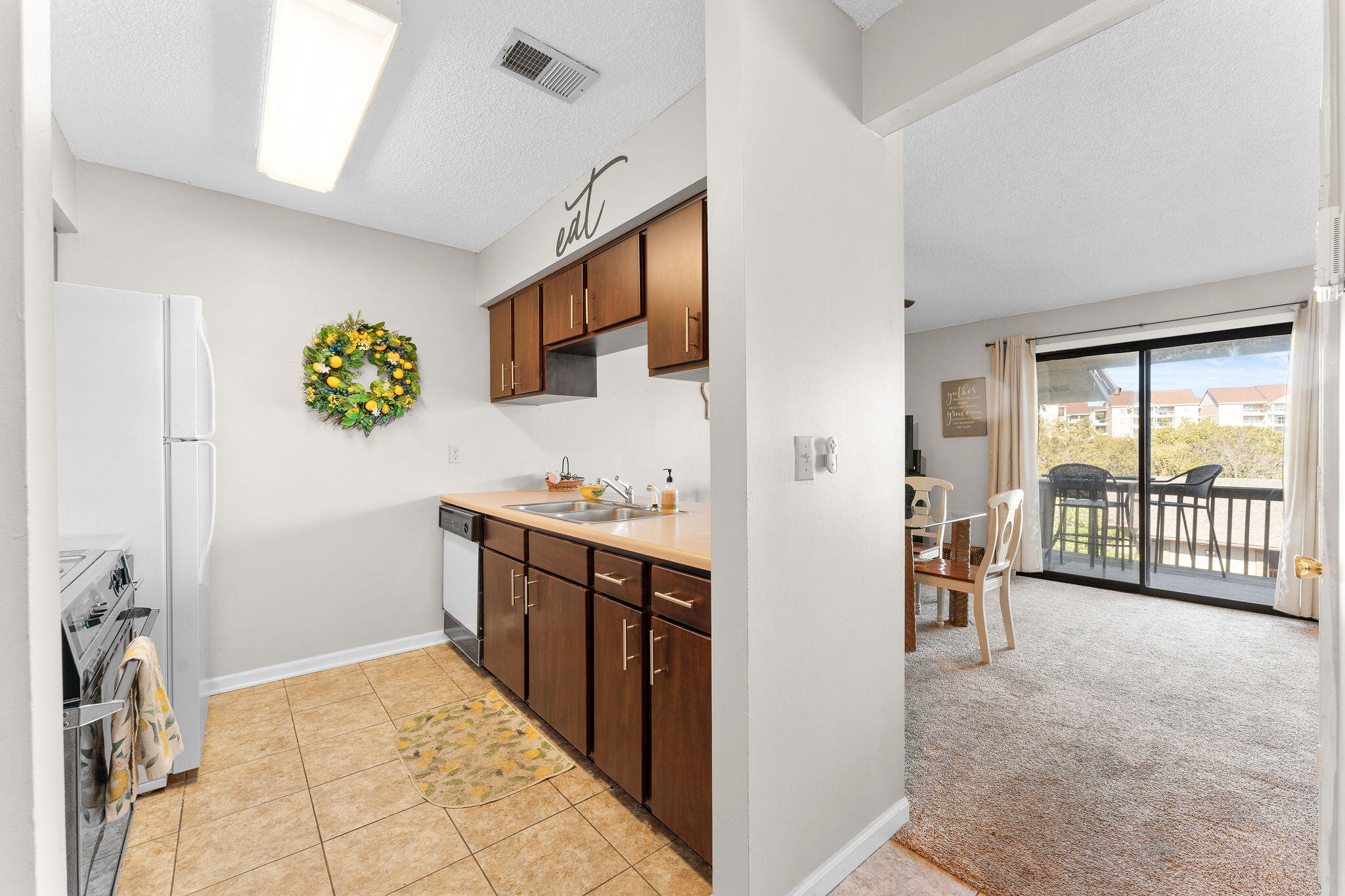 257 Clubhouse Drive Property Photo 9