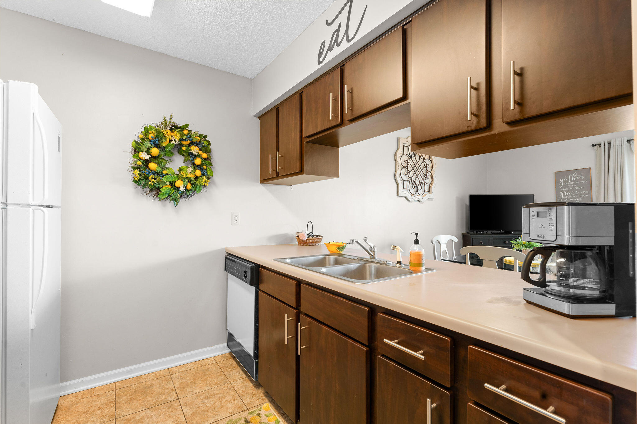 257 Clubhouse Drive Property Photo 10