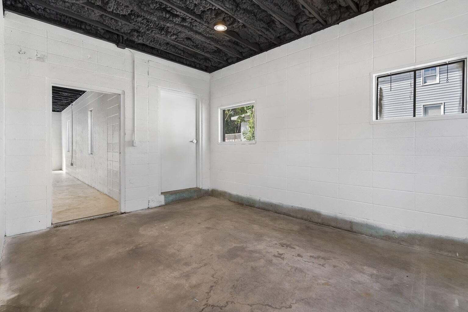 1131 North Grant Avenue Property Photo 10