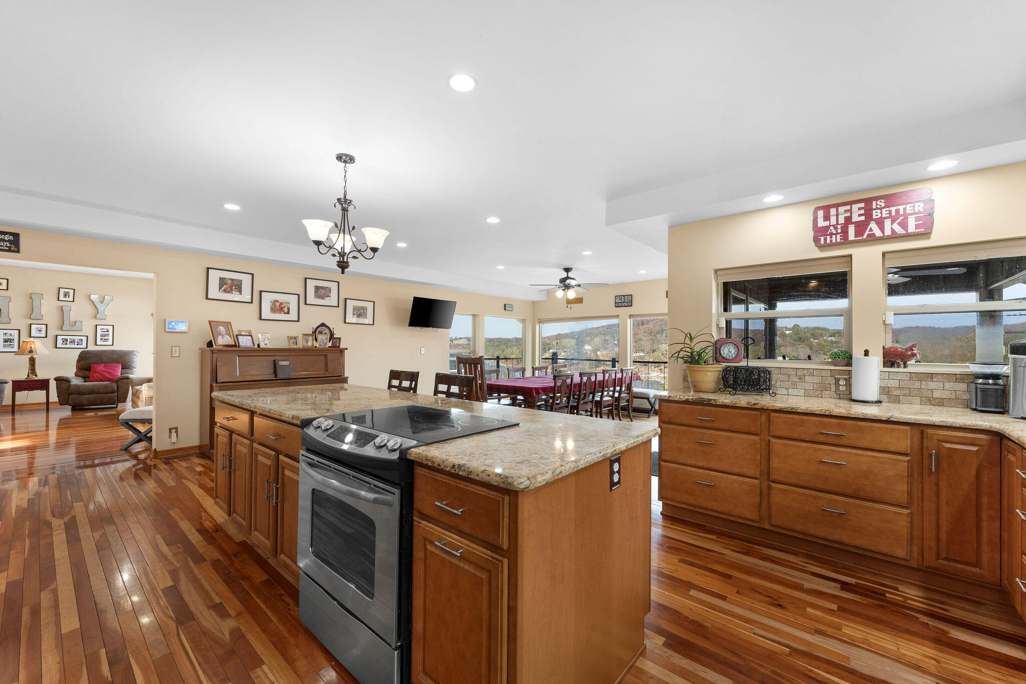117 Kingdom Street Property Photo 13